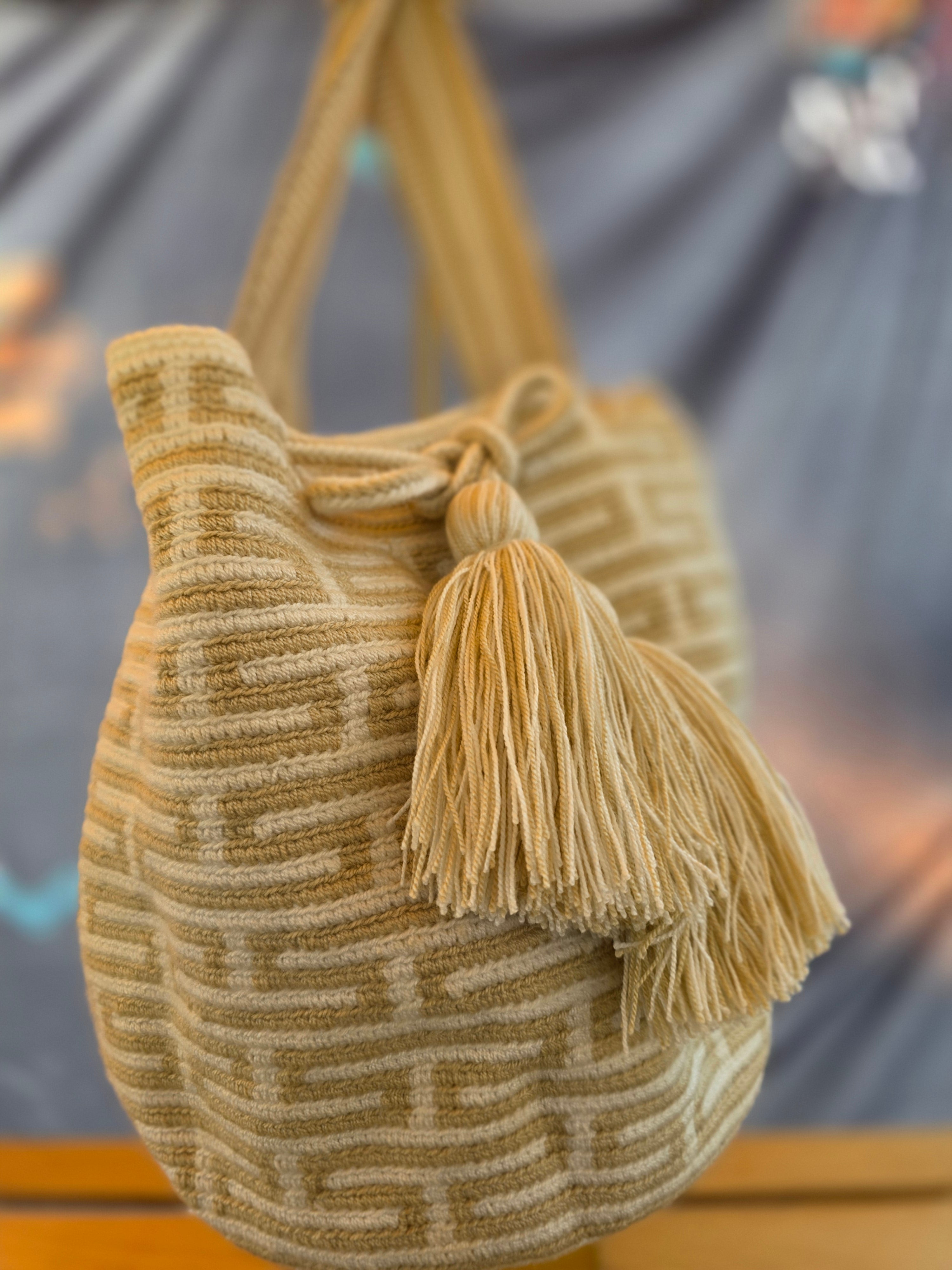 Medium Two-thread Mochila Bags