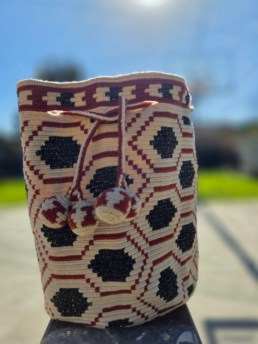 Collector’s Edition Orbit
Medium | One-Thread Mochila