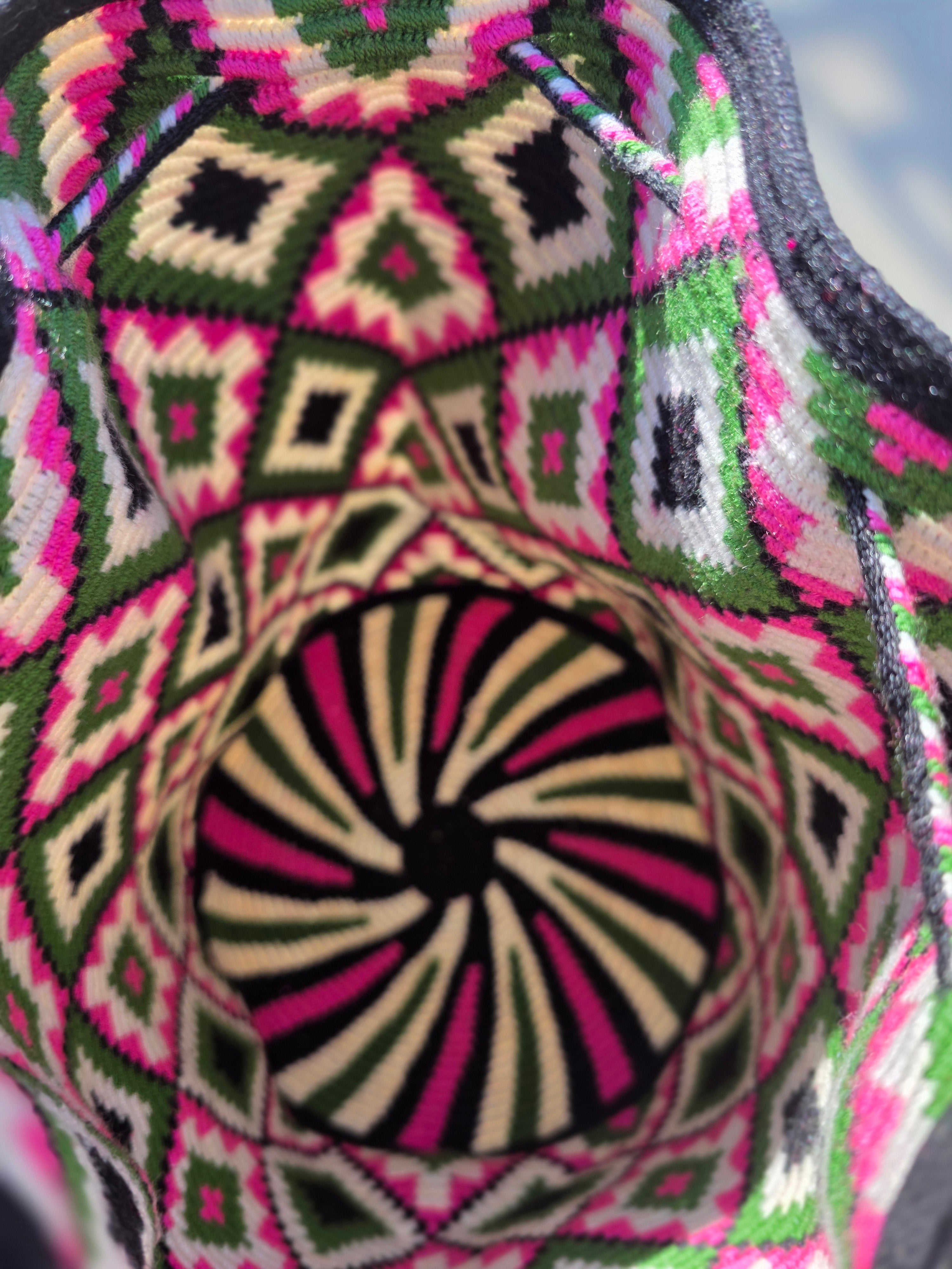 Verdant Pulse Mochila — Large (One-Thread)