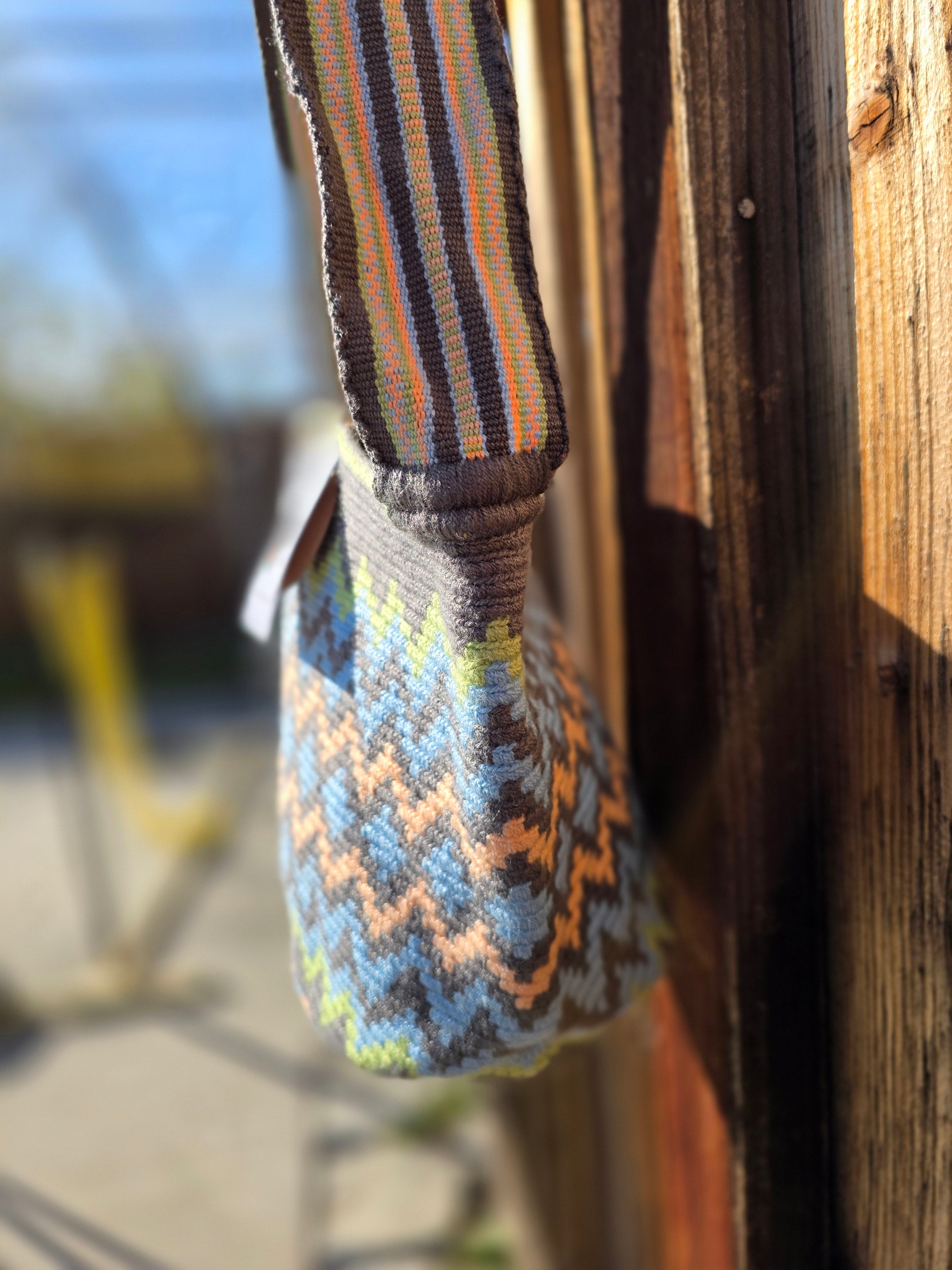 Foothill Current Mochila — Medium (Two-Thread)