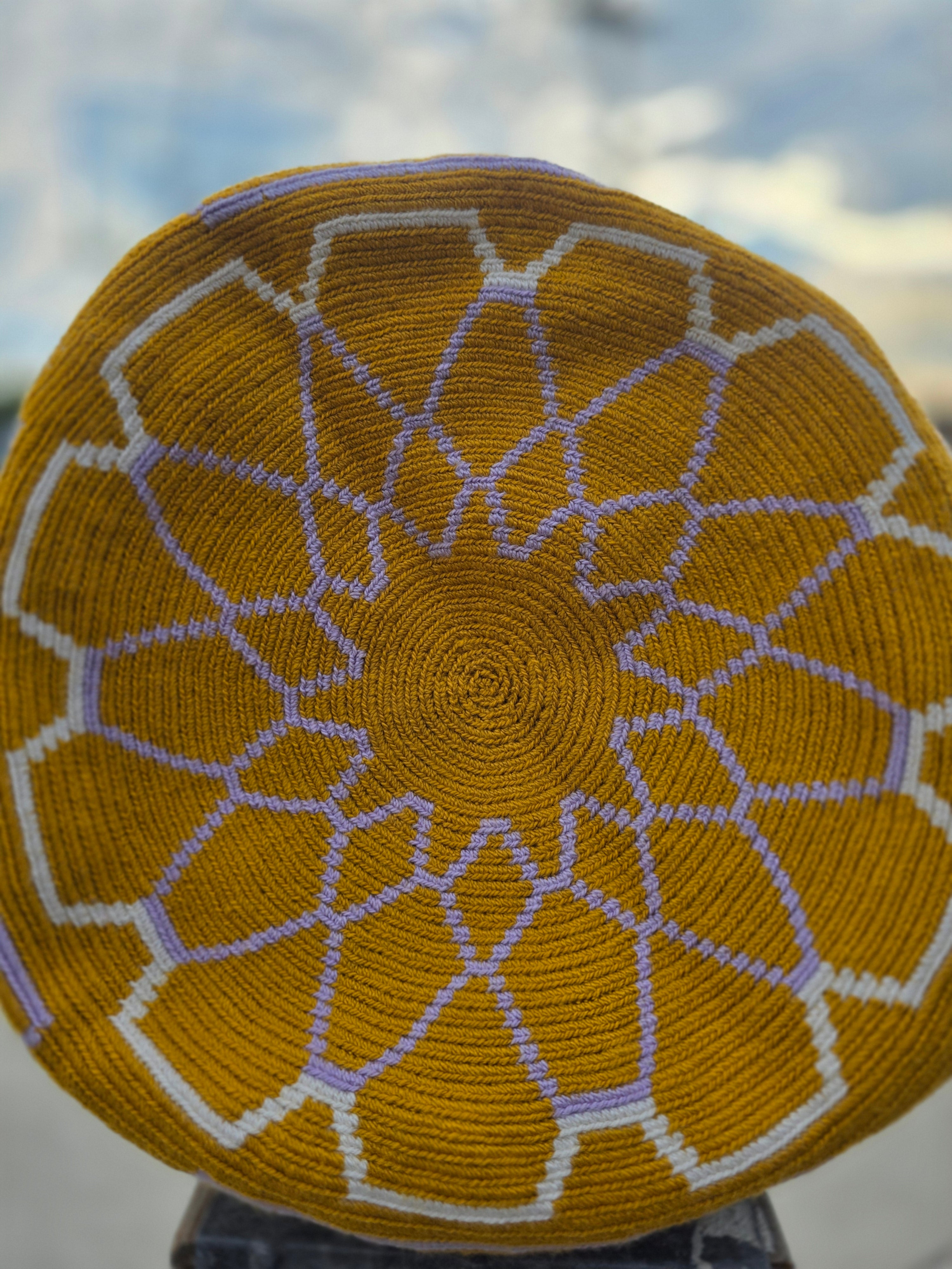 Golden Circuit Mochila — Large (One-Thread)