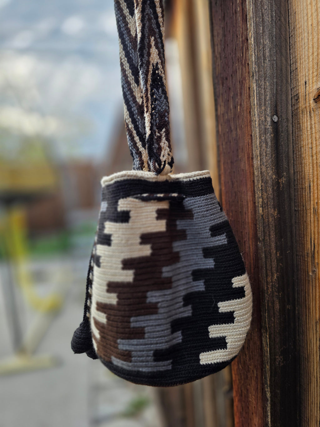 Offset
Small Two-Thread Mochila