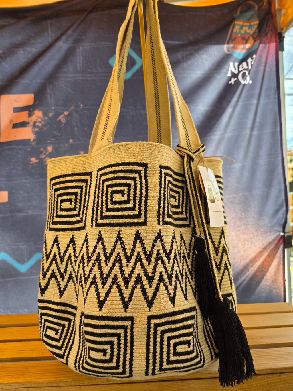 Solara (Solar/Sun)– One-Thread Metallic Wayuu Tote Bag