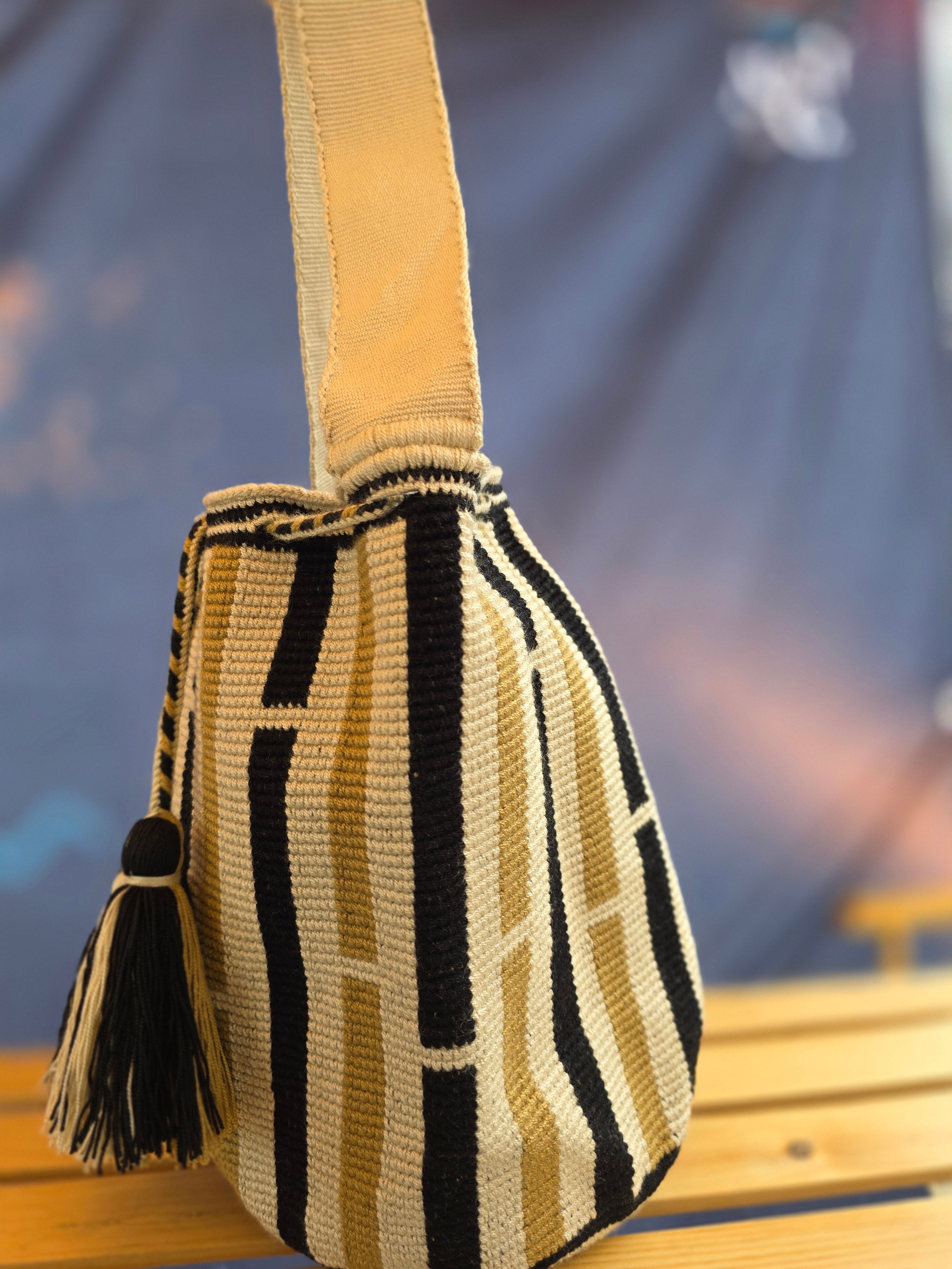 Axis- Two-Thread Wayuu Mochila