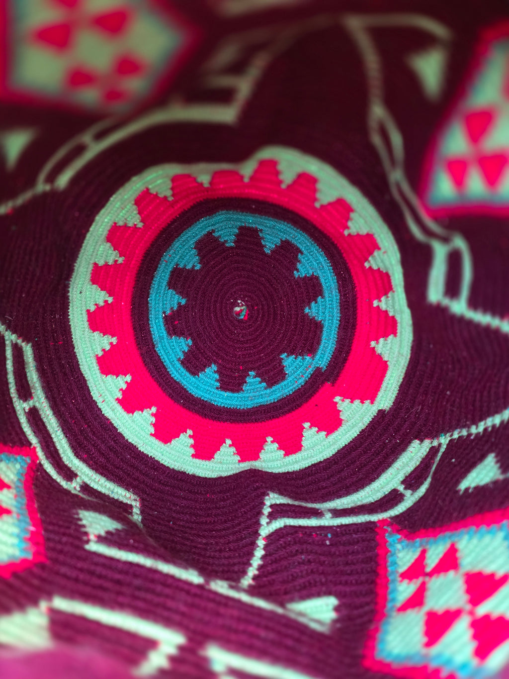Glyph
Medium | One-Thread Mochila