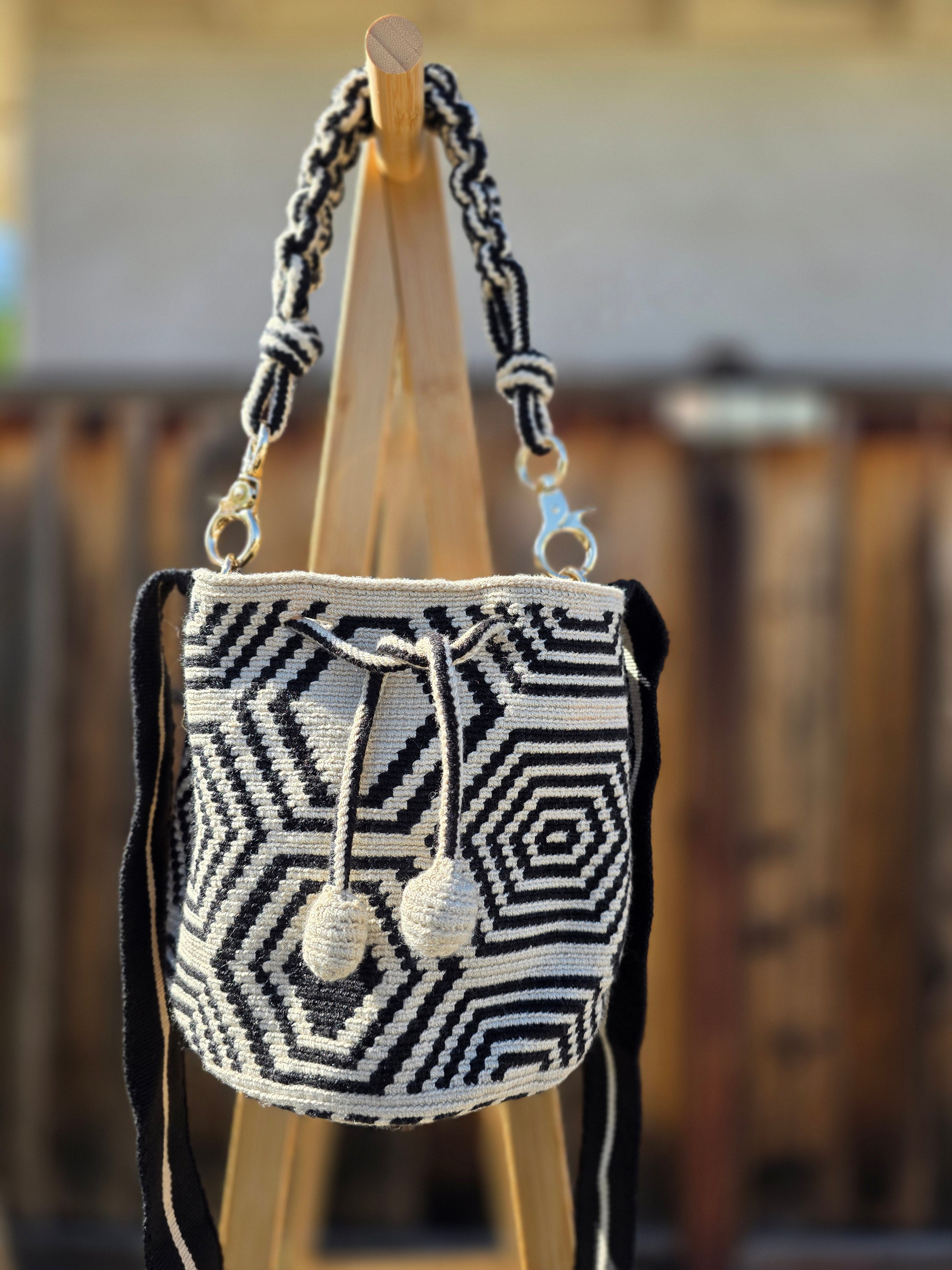 Small Double-strap Two-Thread Mochilas