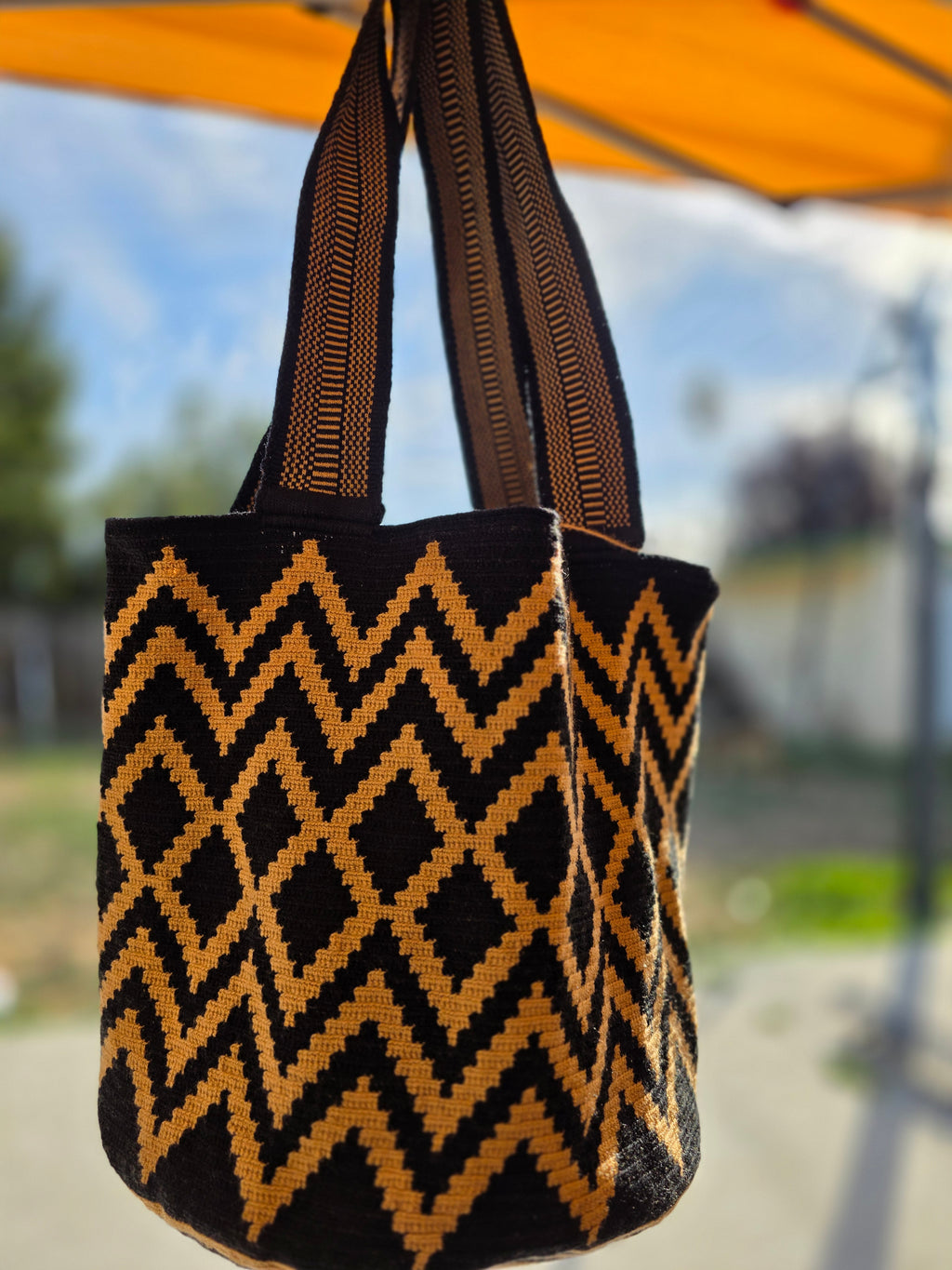 Suna – One-Thread Wayuu Tote Bag
