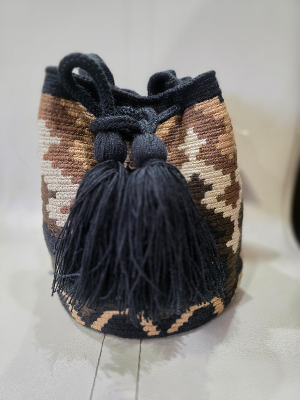 Shadow – Small Two-Thread Wayuu Mochila  Crossbody Bucket Bag