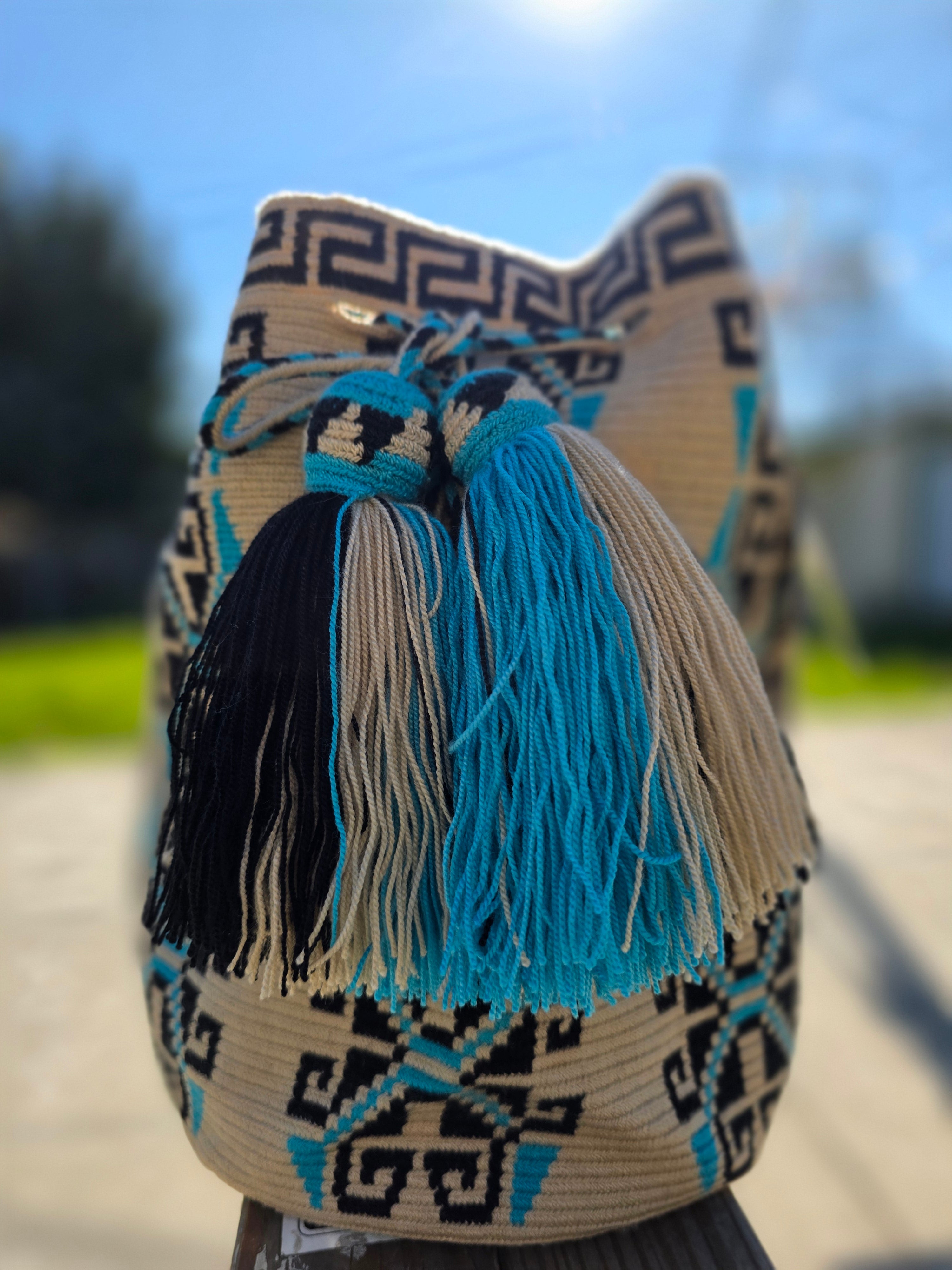 Azure Labyrinth — Collector’s Edition Wayuu Mochila Large