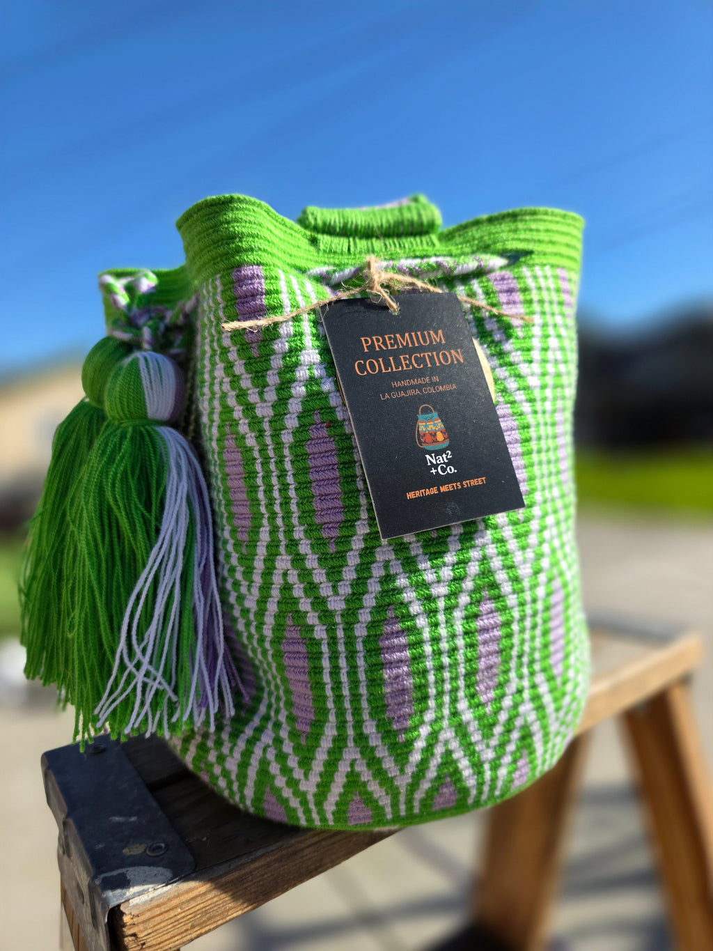 Verdant Pulse
Medium One-Thread Mochila