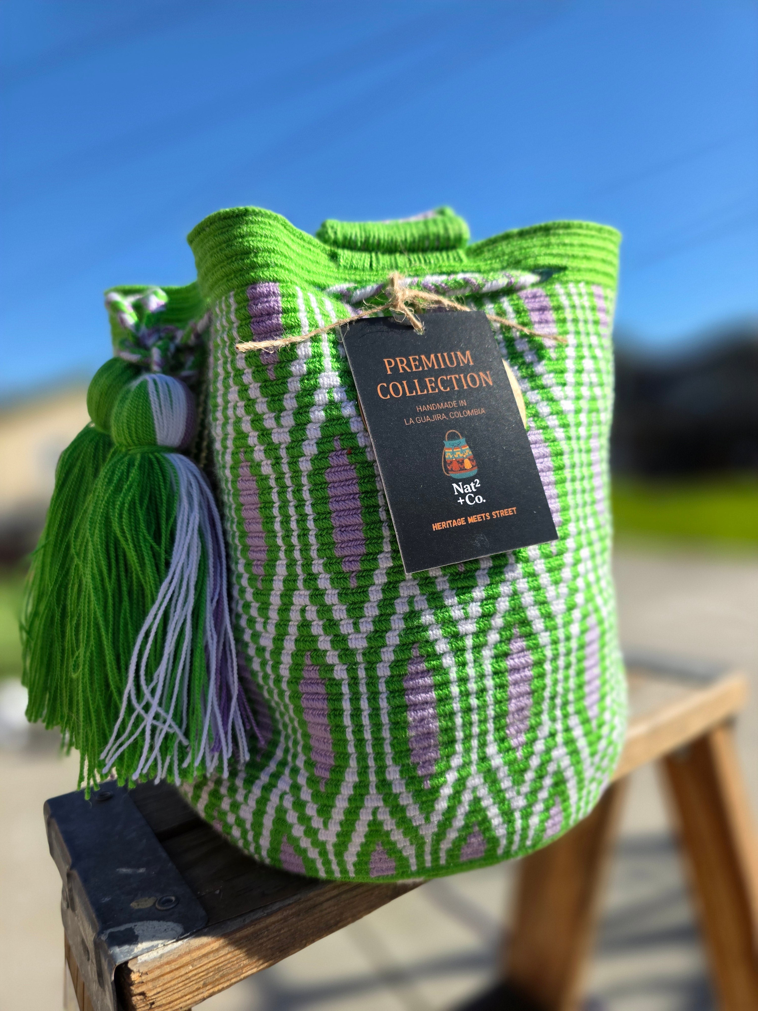 Verdant Pulse
Medium One-Thread Mochila