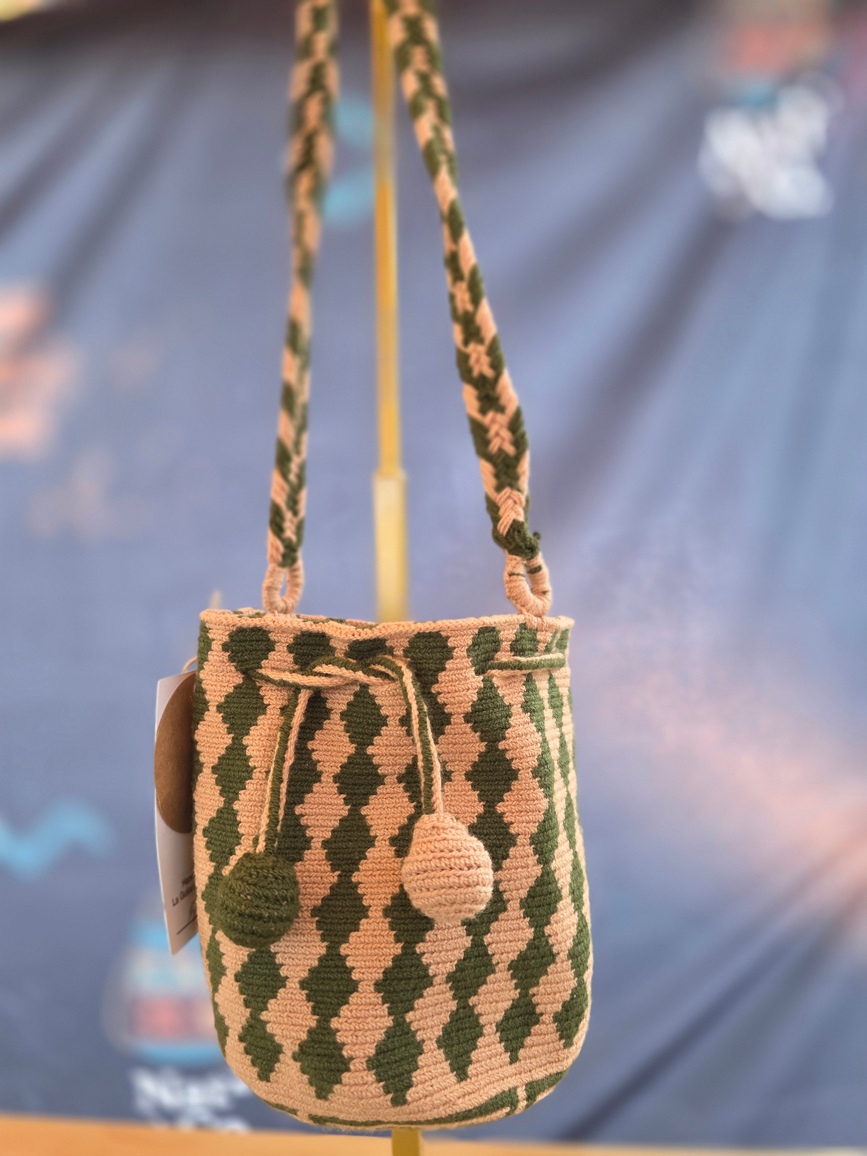 Reed – One-Thread Wayuu Mochila Super Mini