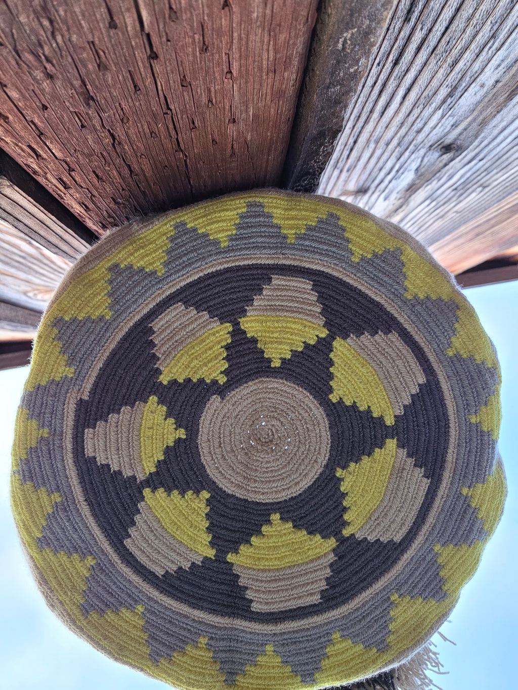 Axis Weave – Citrine Ash
Medium | One-Thread