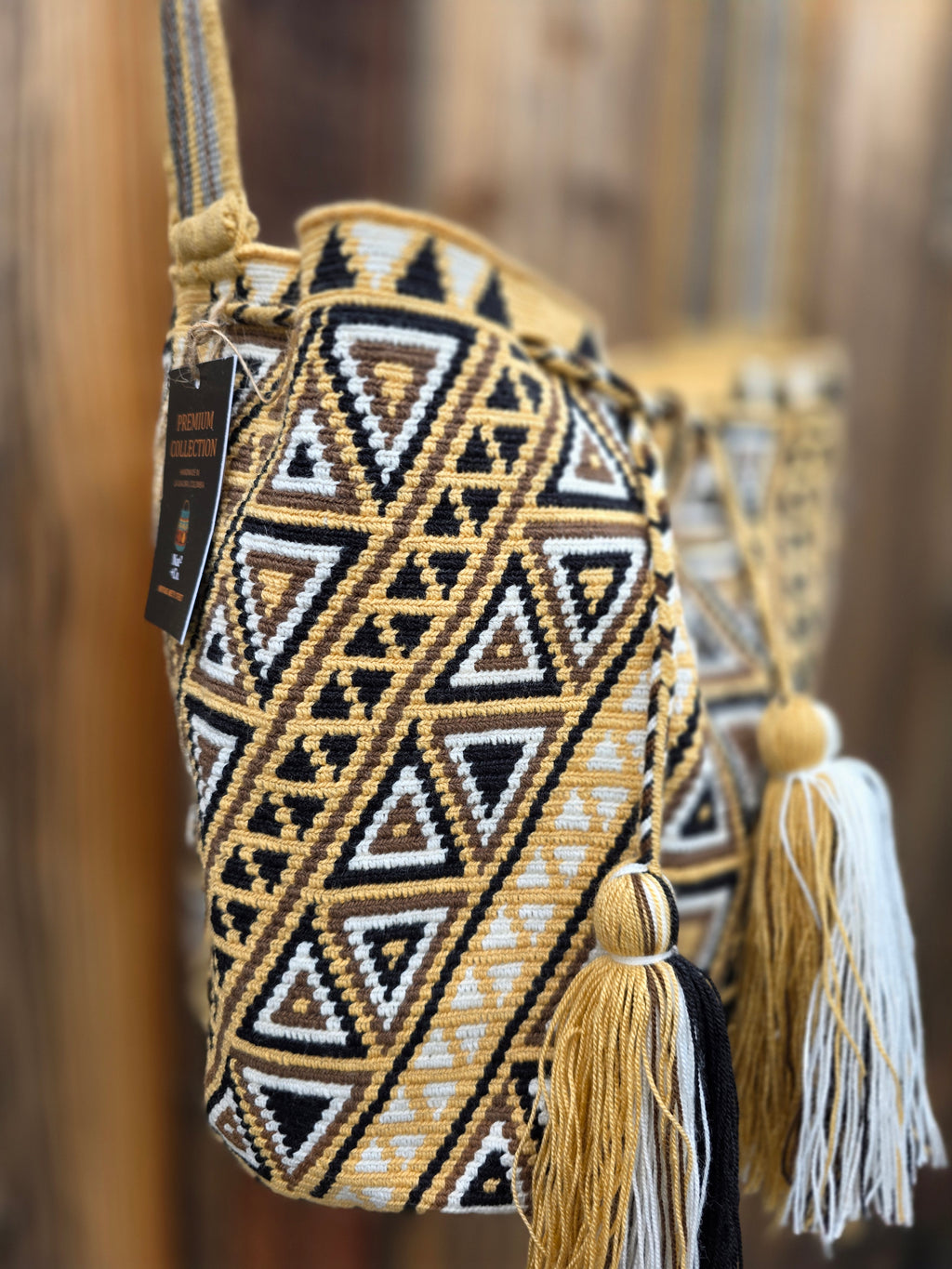 Tessellate
Large | One-Thread Mochila