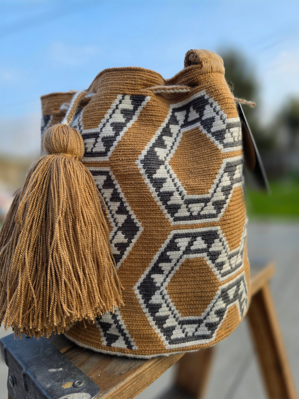 Radial
Medium | One-Thread Mochila