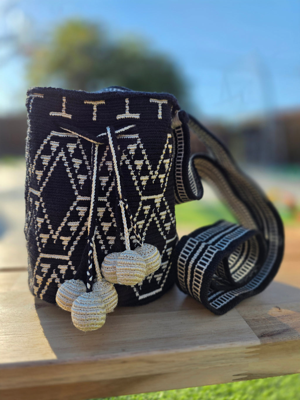 Black + Ivory Mochila Small