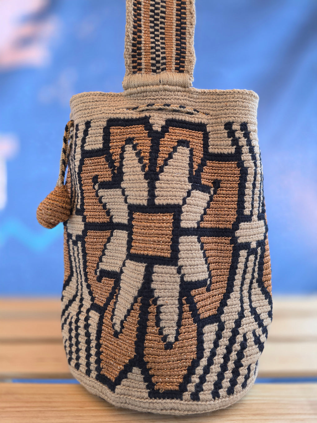 Sable – Two-Thread Metallic Wayuu Crossbody Bucket Bag Mochila Medium