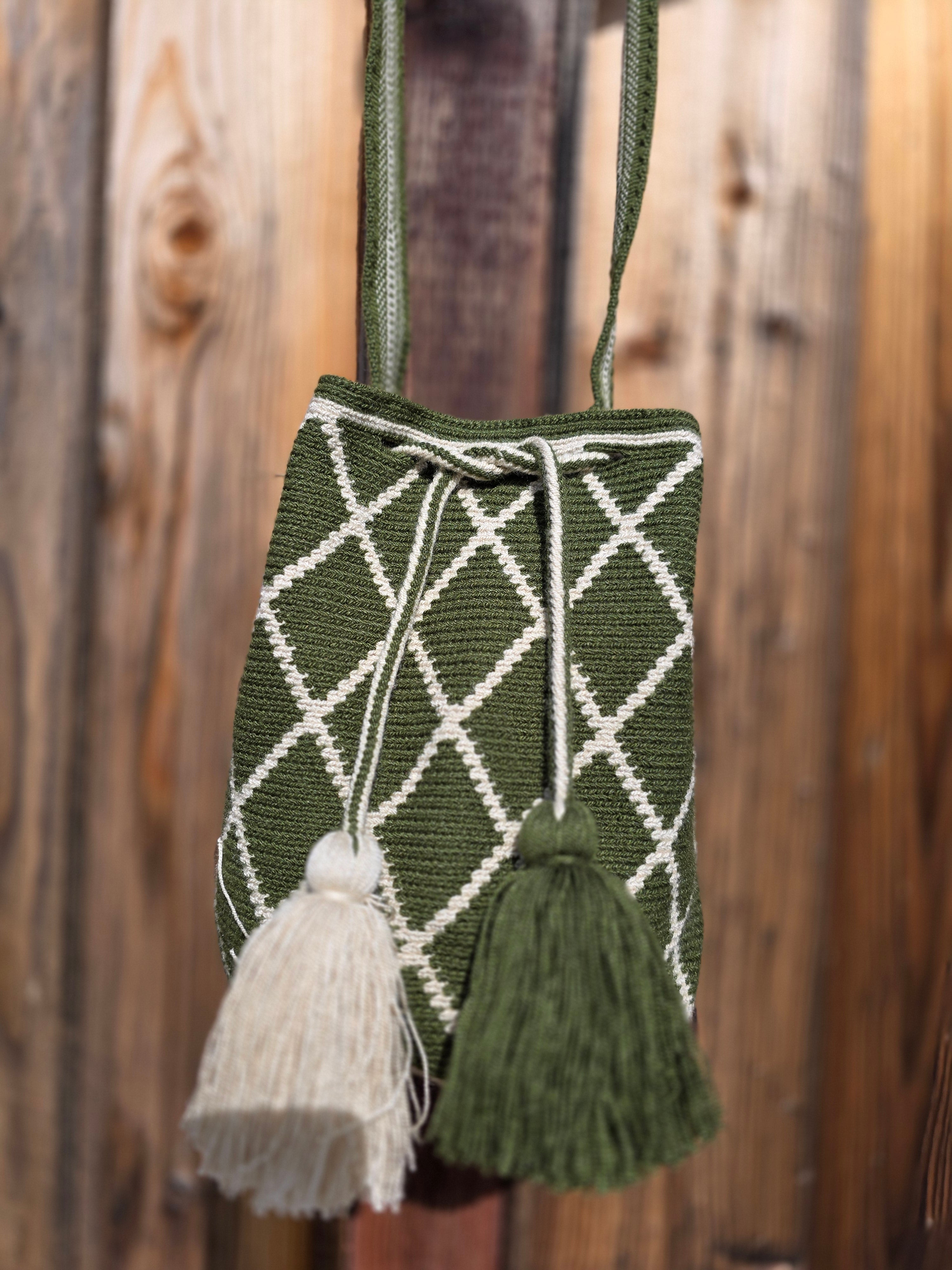 Oliva Sierra Medium Mochila
