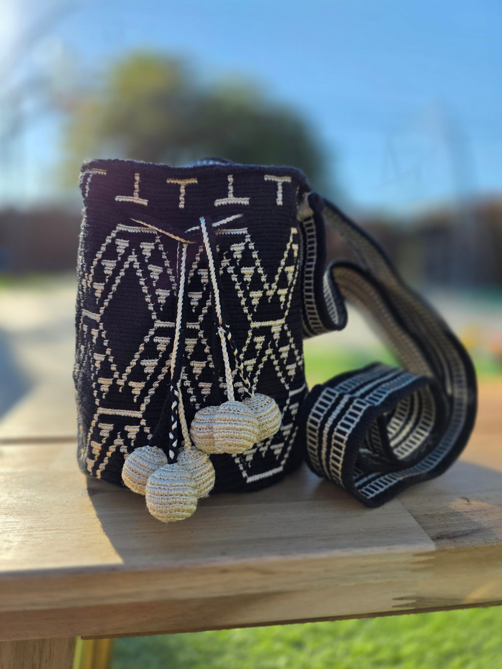 Black + Ivory Mochila Small
