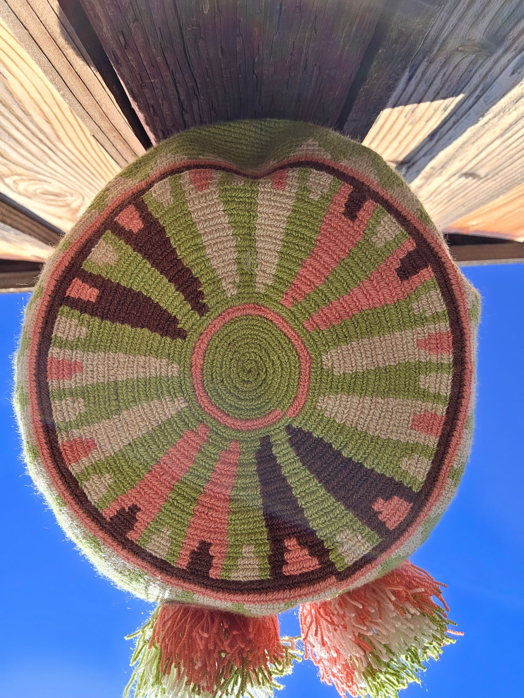 Cactus Bloom
Medium One-Thread Mochila