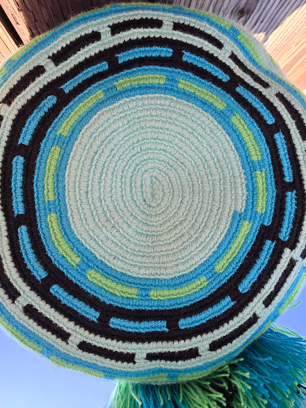 Aqua Pulse Mochila — Medium (Two-Thread)