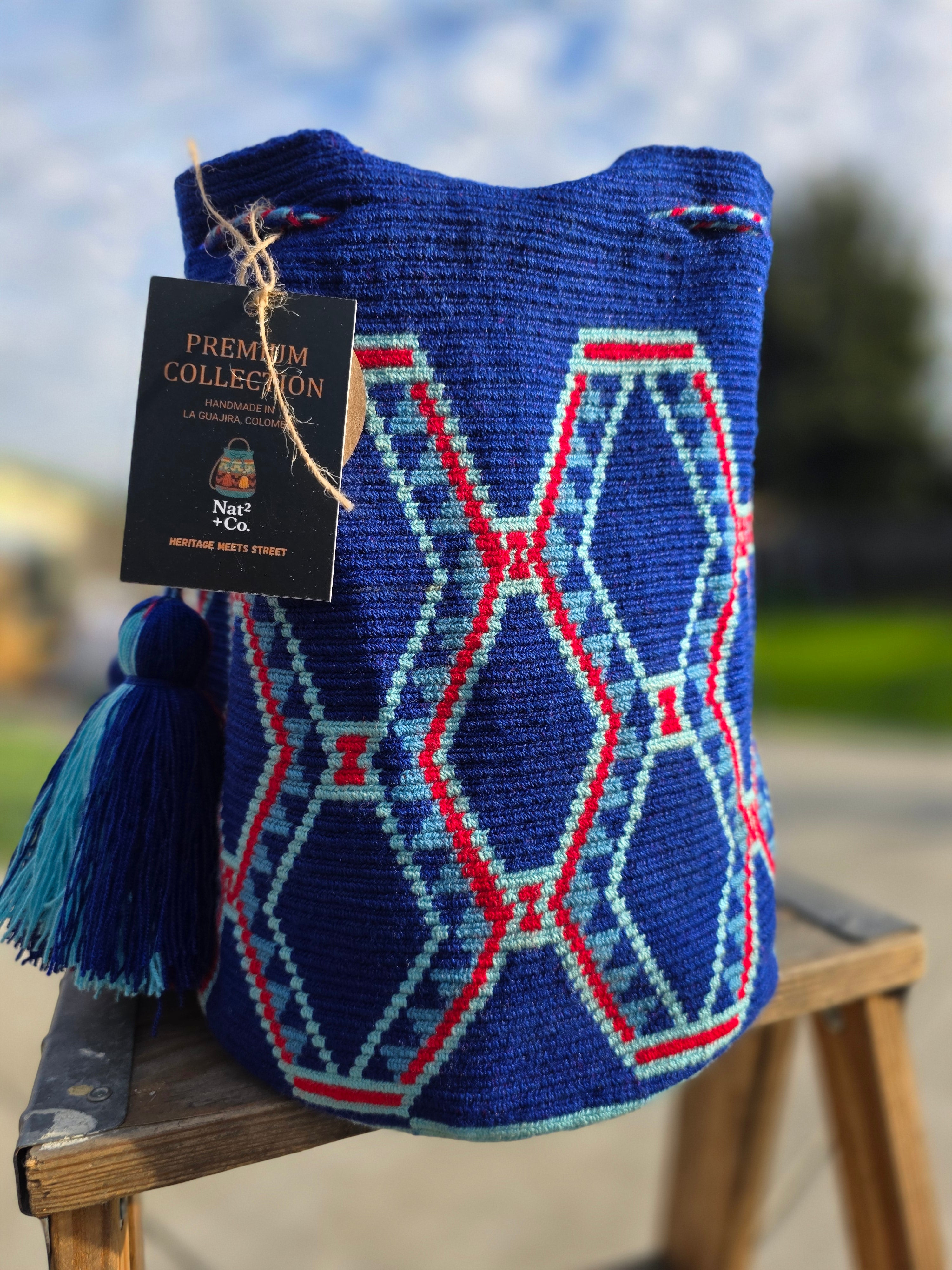 Electric Atlas Mochila — Large (One-Thread)
