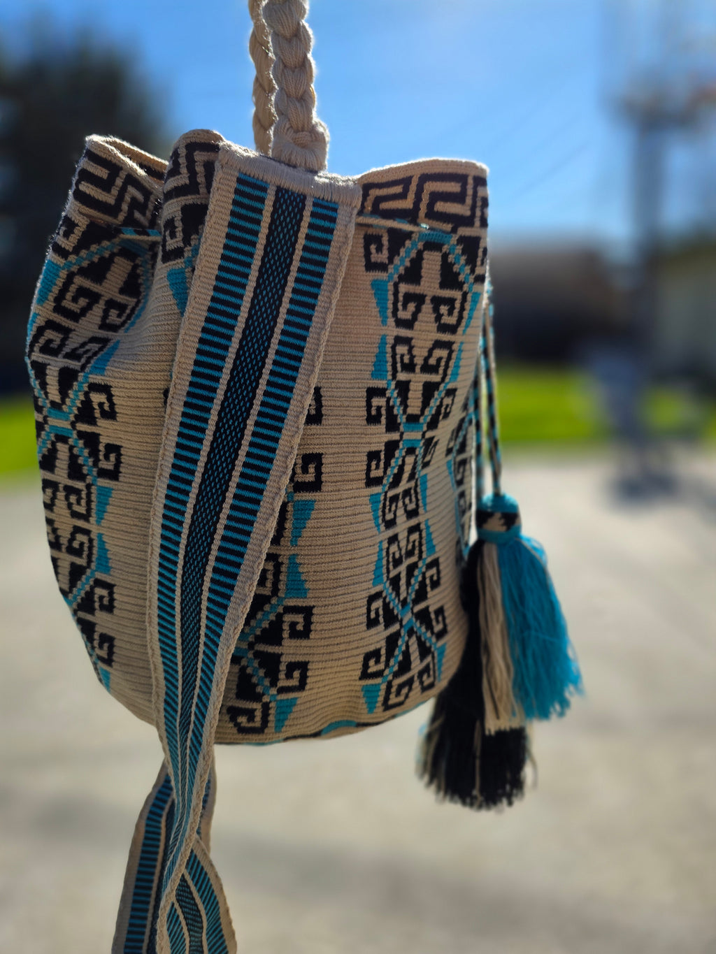 Azure Labyrinth — Collector’s Edition Wayuu Mochila Large