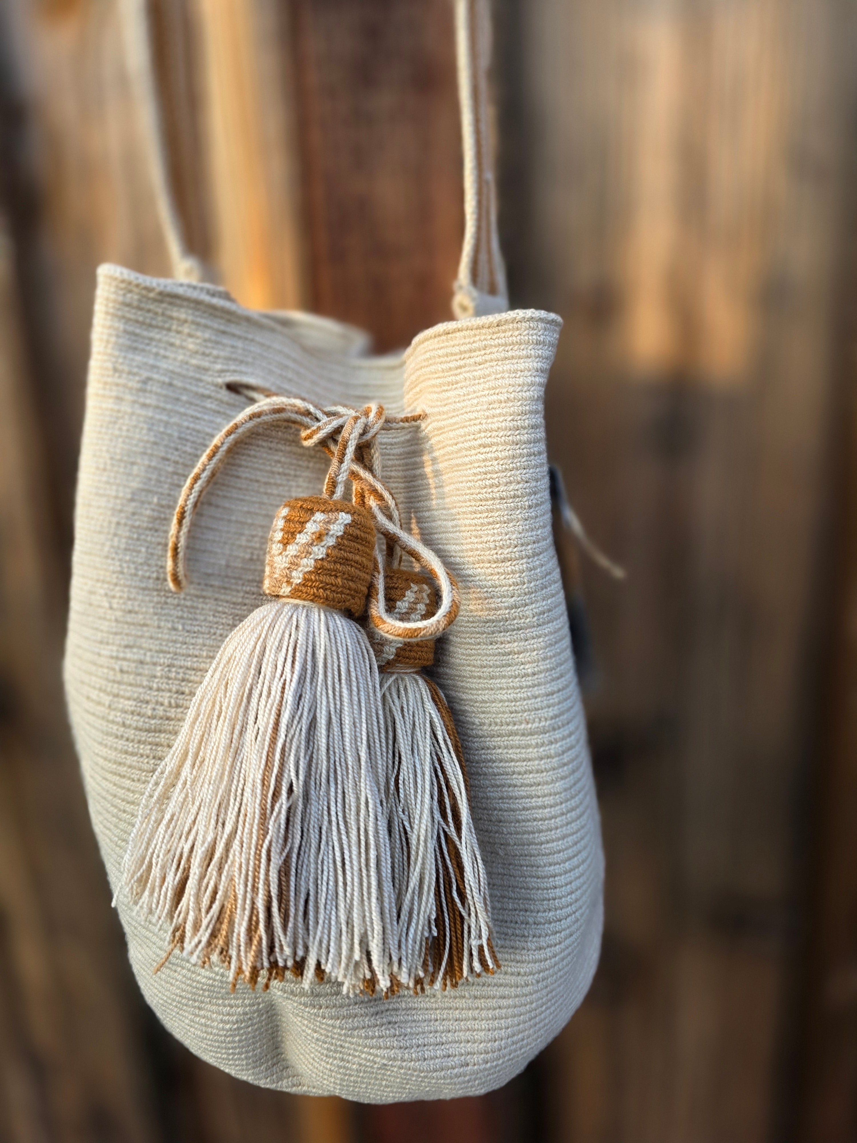 Unison
Large | One-Thread Mochila