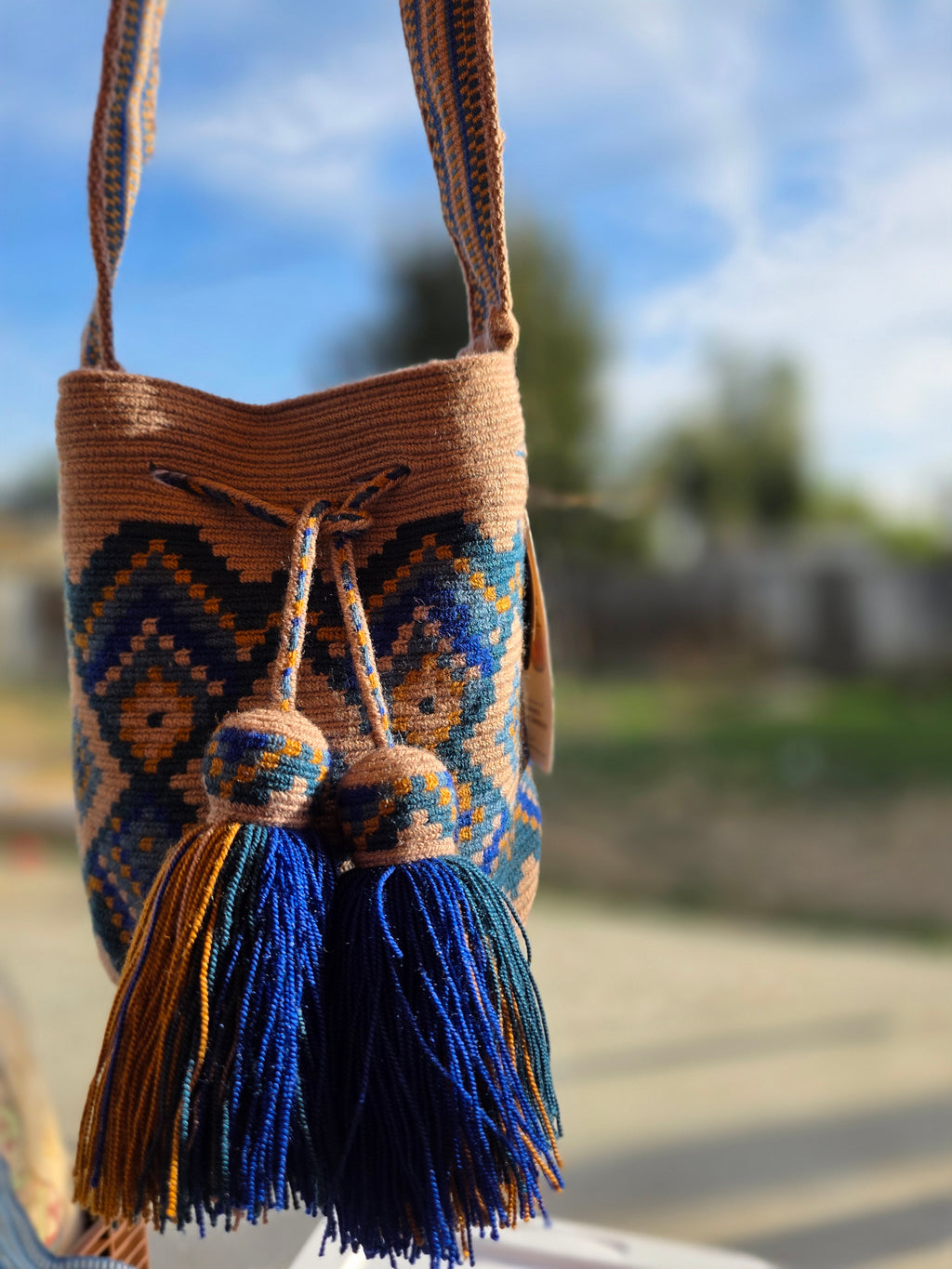 Rumi – One-Thread Wayuu Mochila Small
