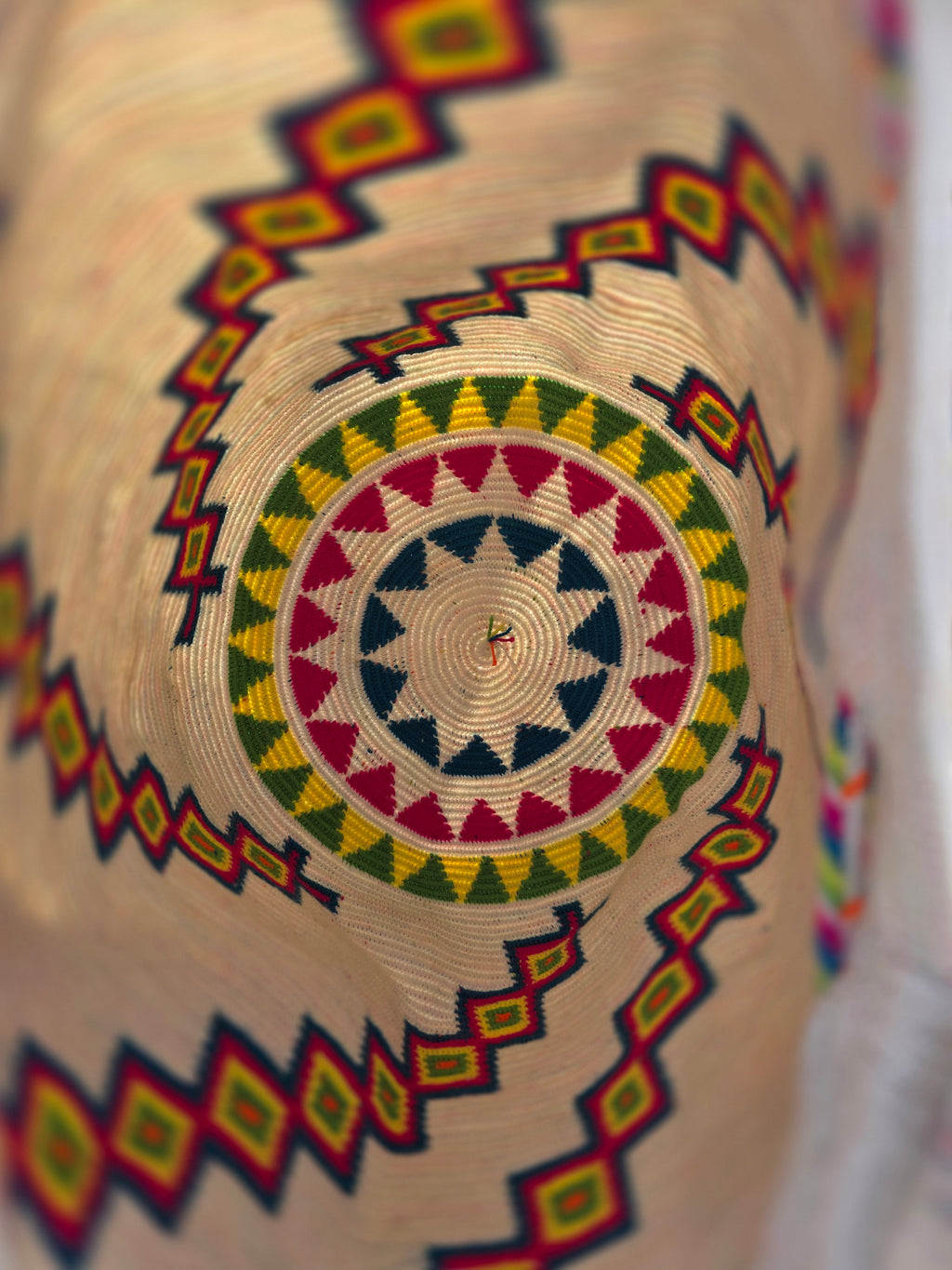 Solaria Rhythm Mochila — Large (One-Thread)