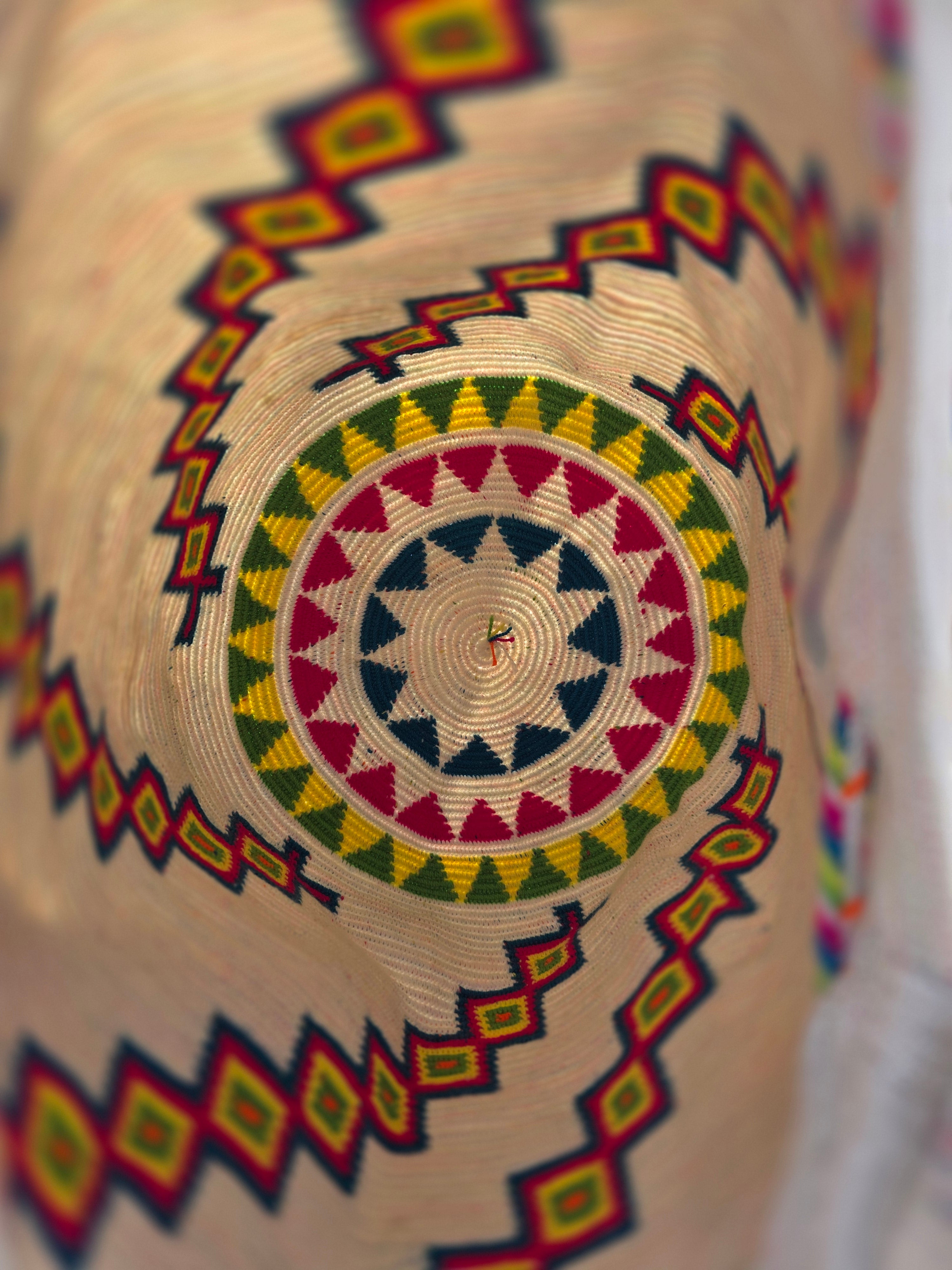 Solaria Rhythm Mochila — Large (One-Thread)