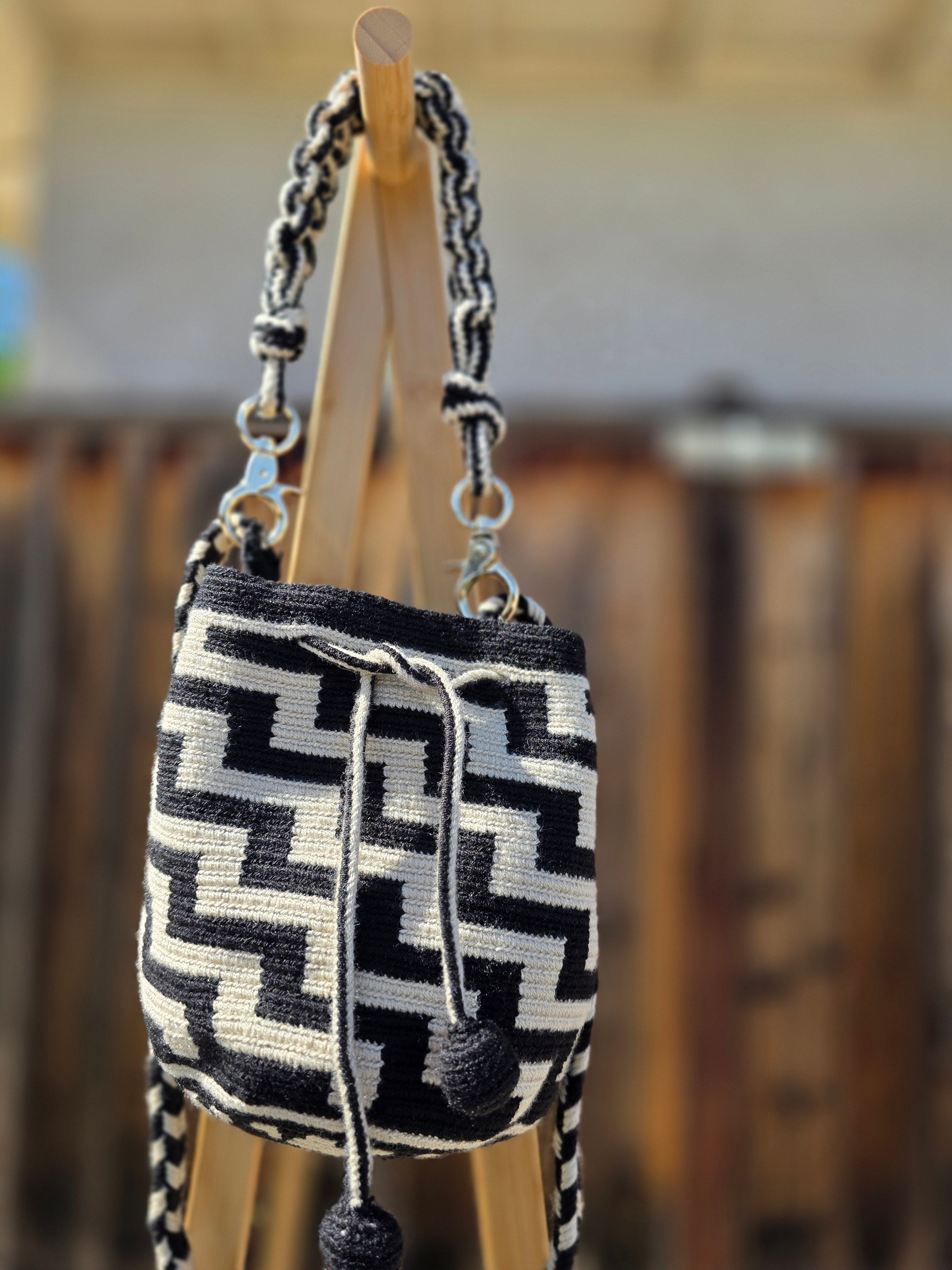 Small Double-strap Two-Thread Mochilas