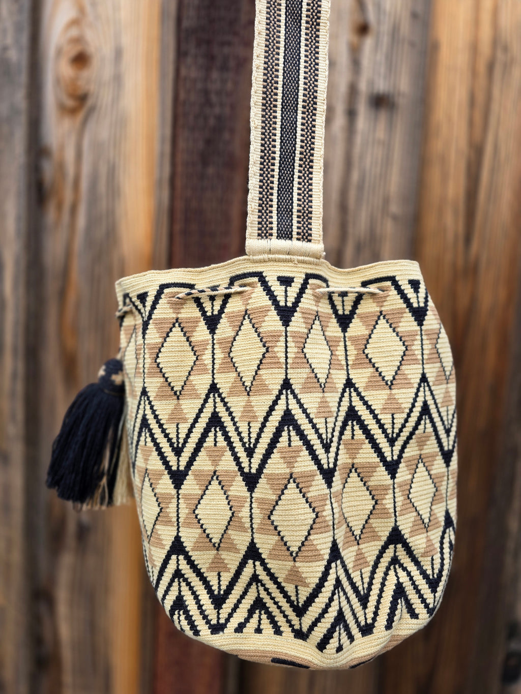 Lattice
Large | One-Thread