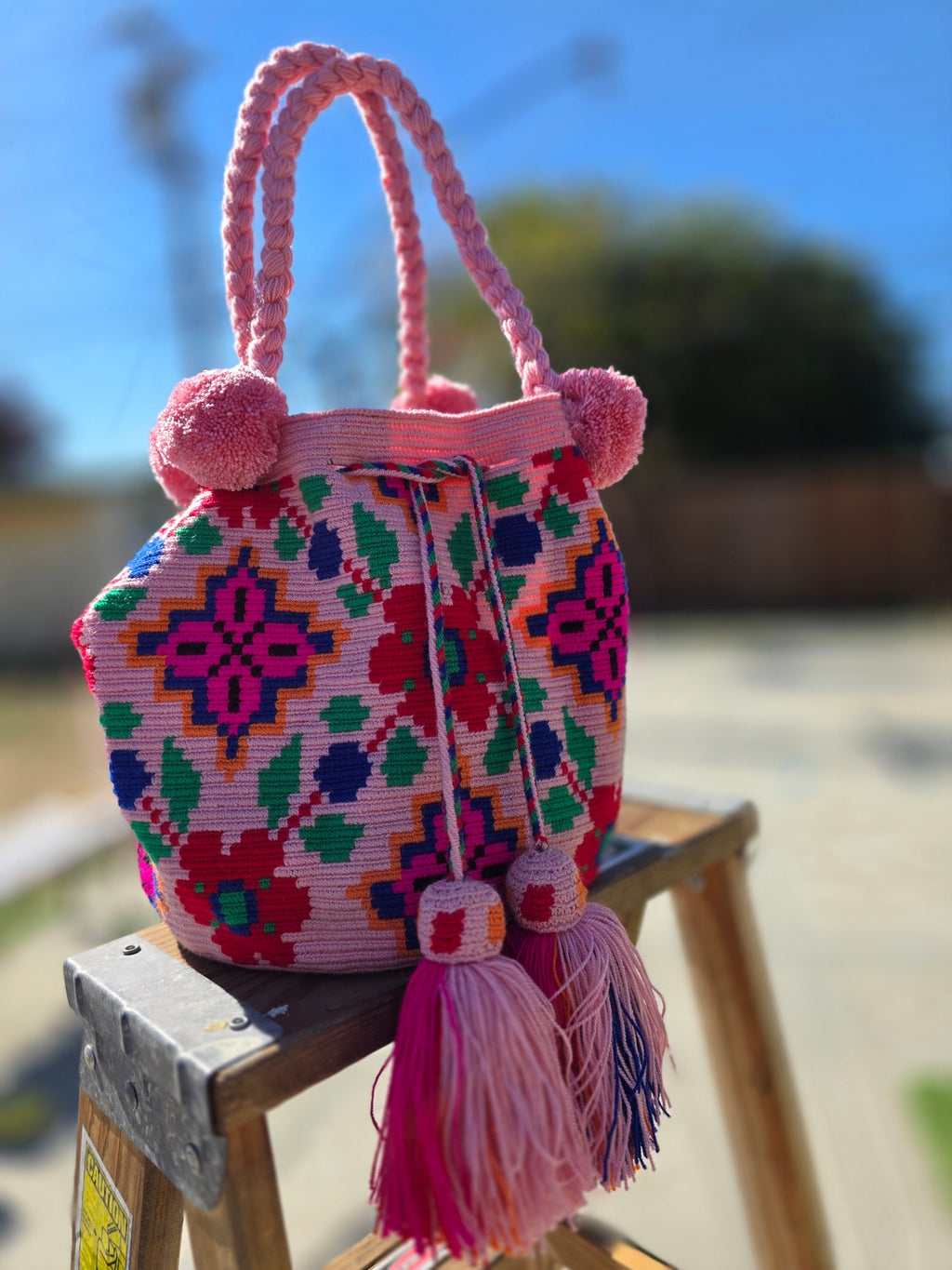 Collector's Edition- Floral Reverie One-thread Mochila Handbag Medium