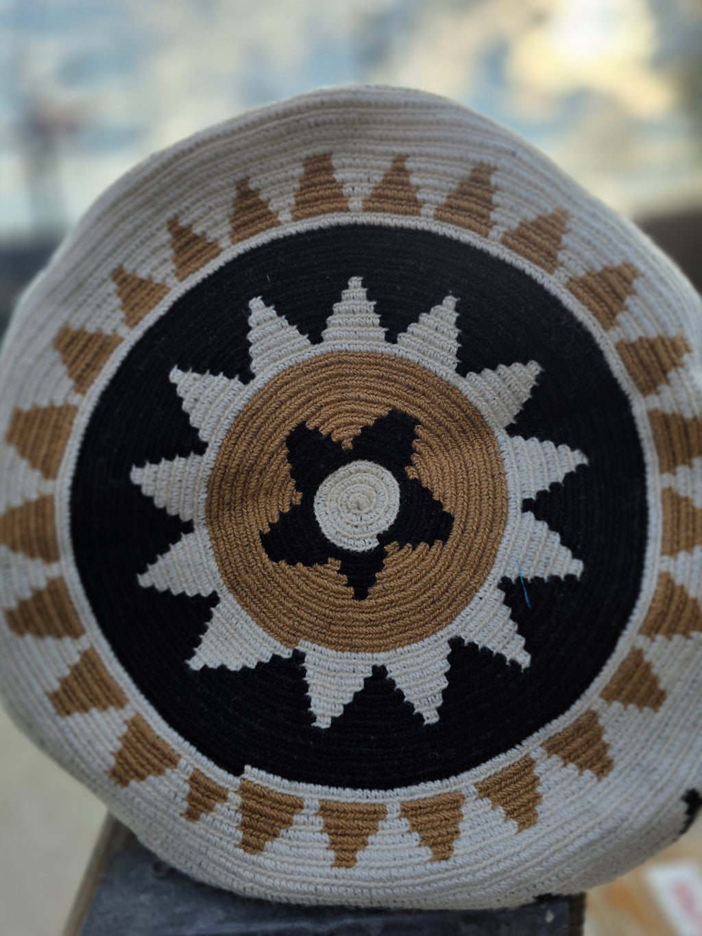 Desert Eclipse Mochila — Large (One-Thread)