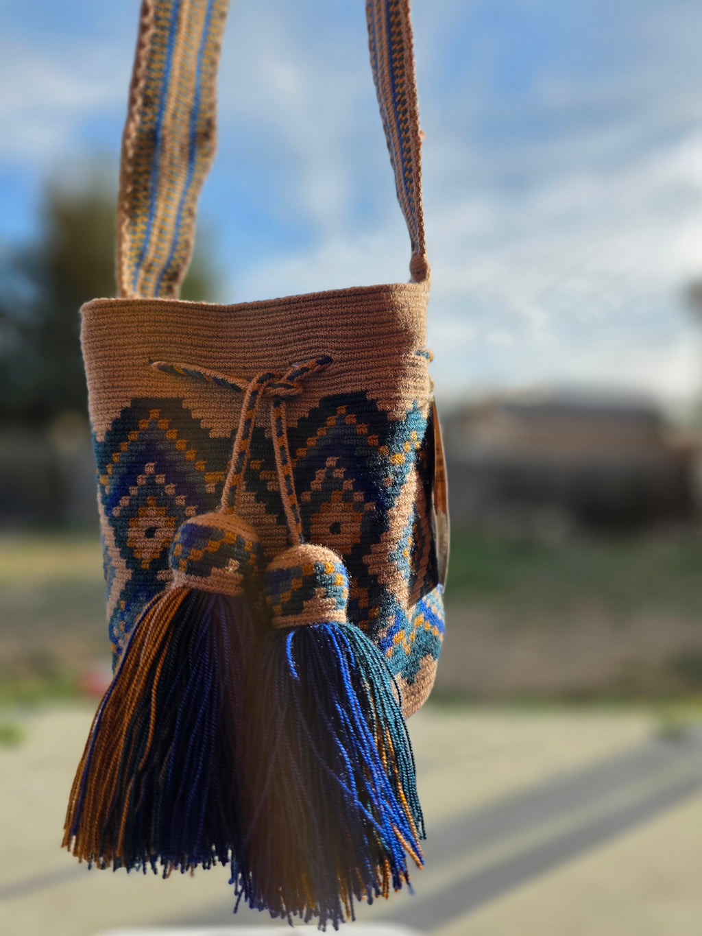 Rumi – One-Thread Wayuu Mochila Small