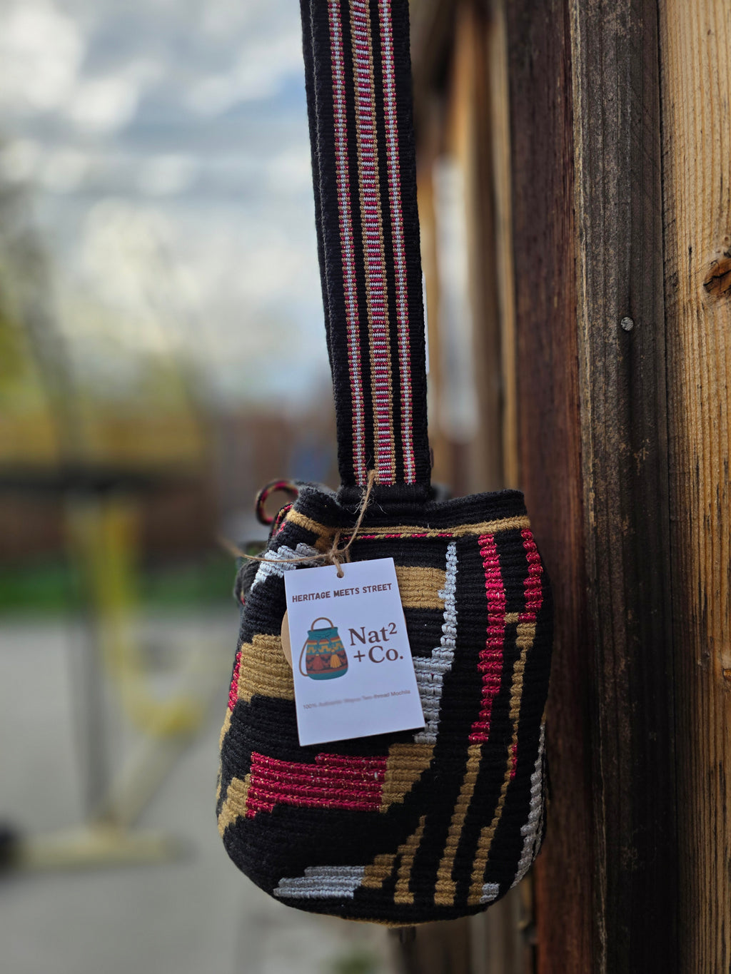 Signal Path
Small One-Thread Mochila
