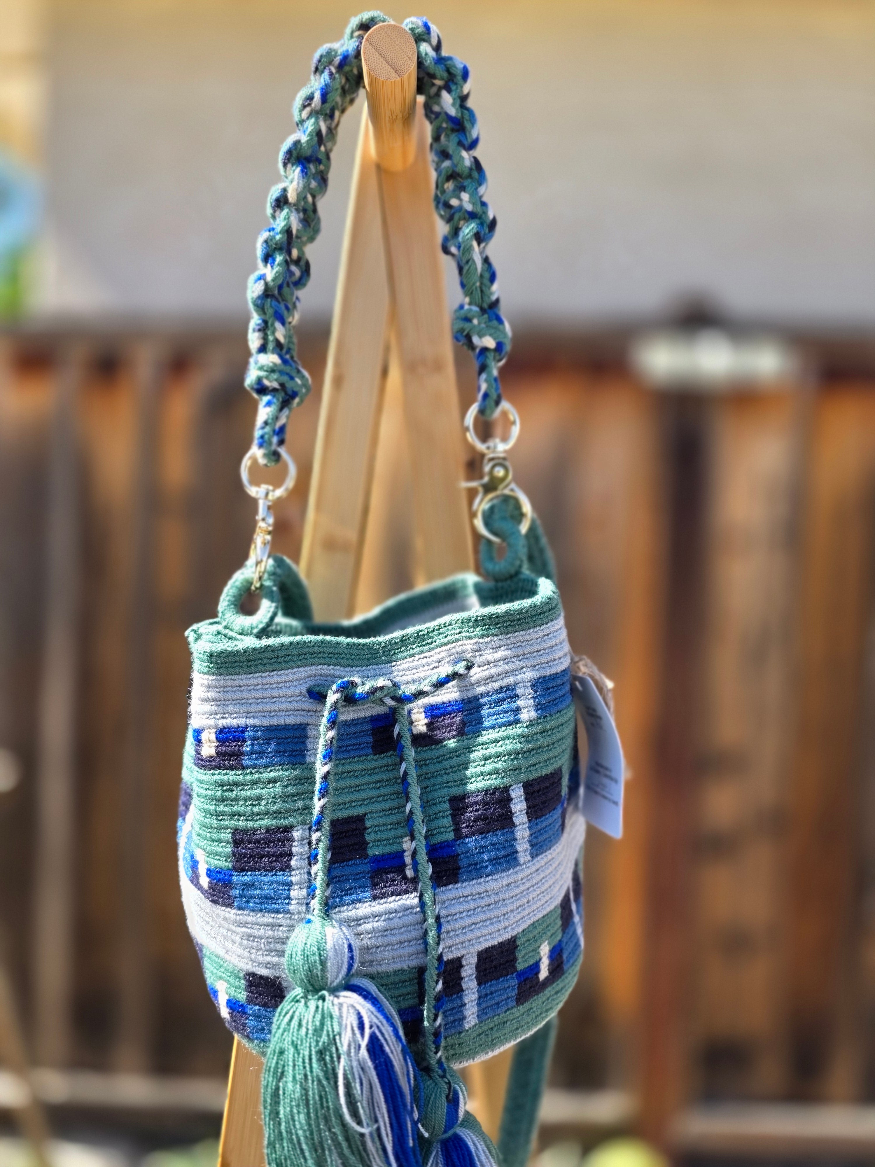Small Double-strap Two-Thread Mochilas