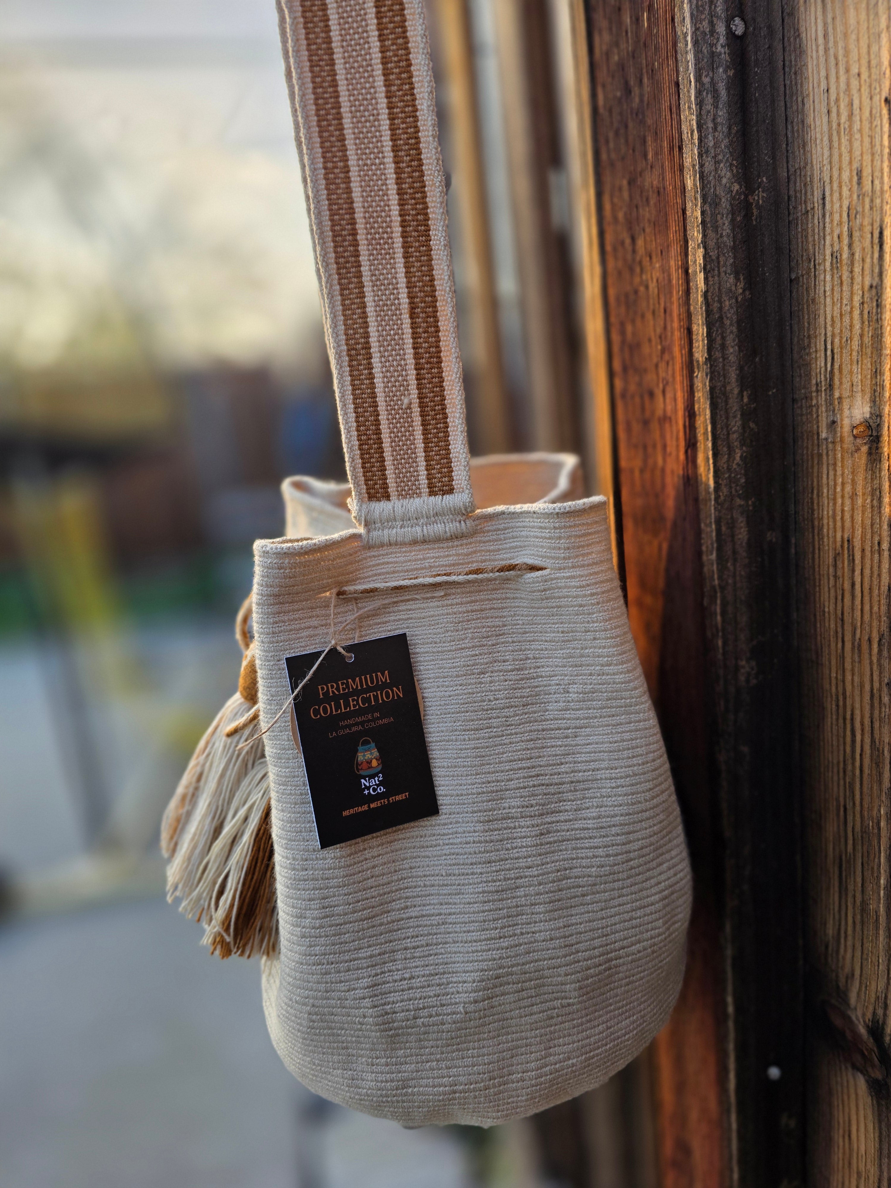 Unison
Large | One-Thread Mochila