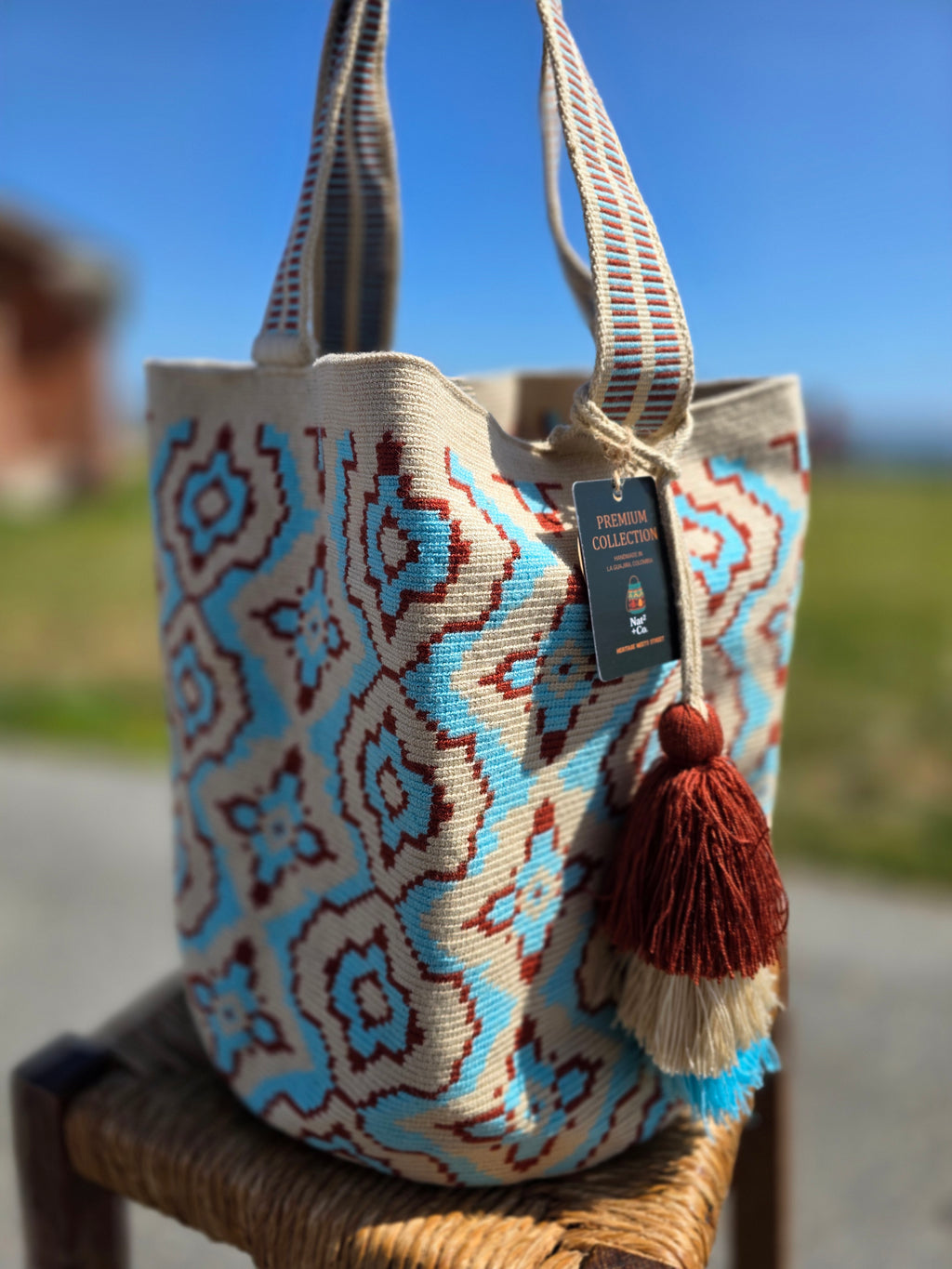 Coastal Heirloom Tote Premium Collection · One-Thread
