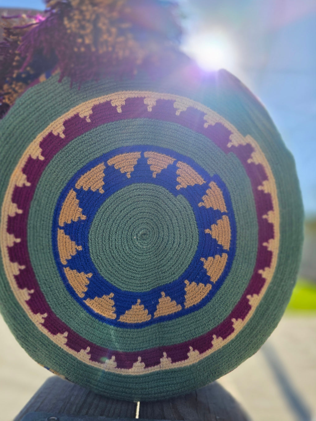 Mesa Azul
Medium One-Thread Mochila