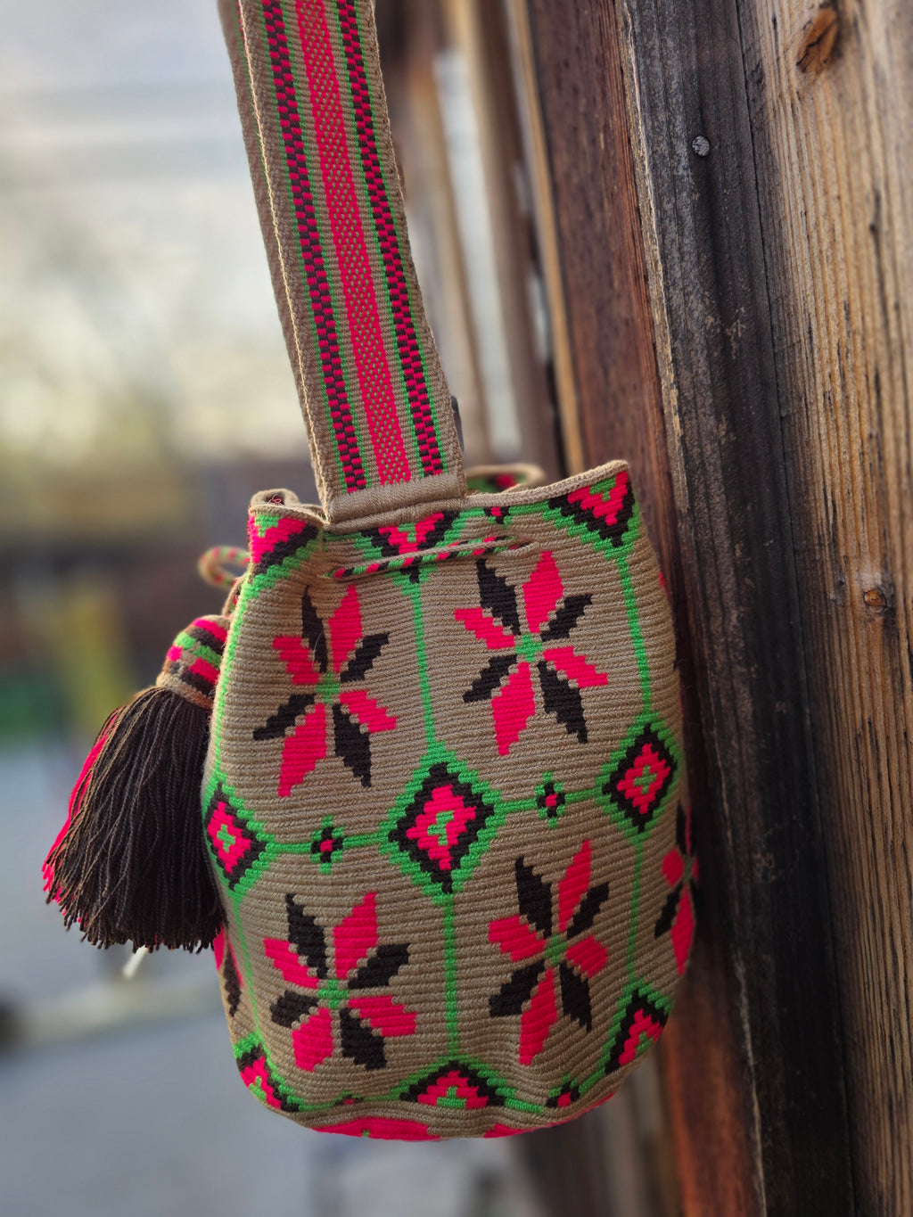 Pinwheel
Medium | One-Thread Mochila
