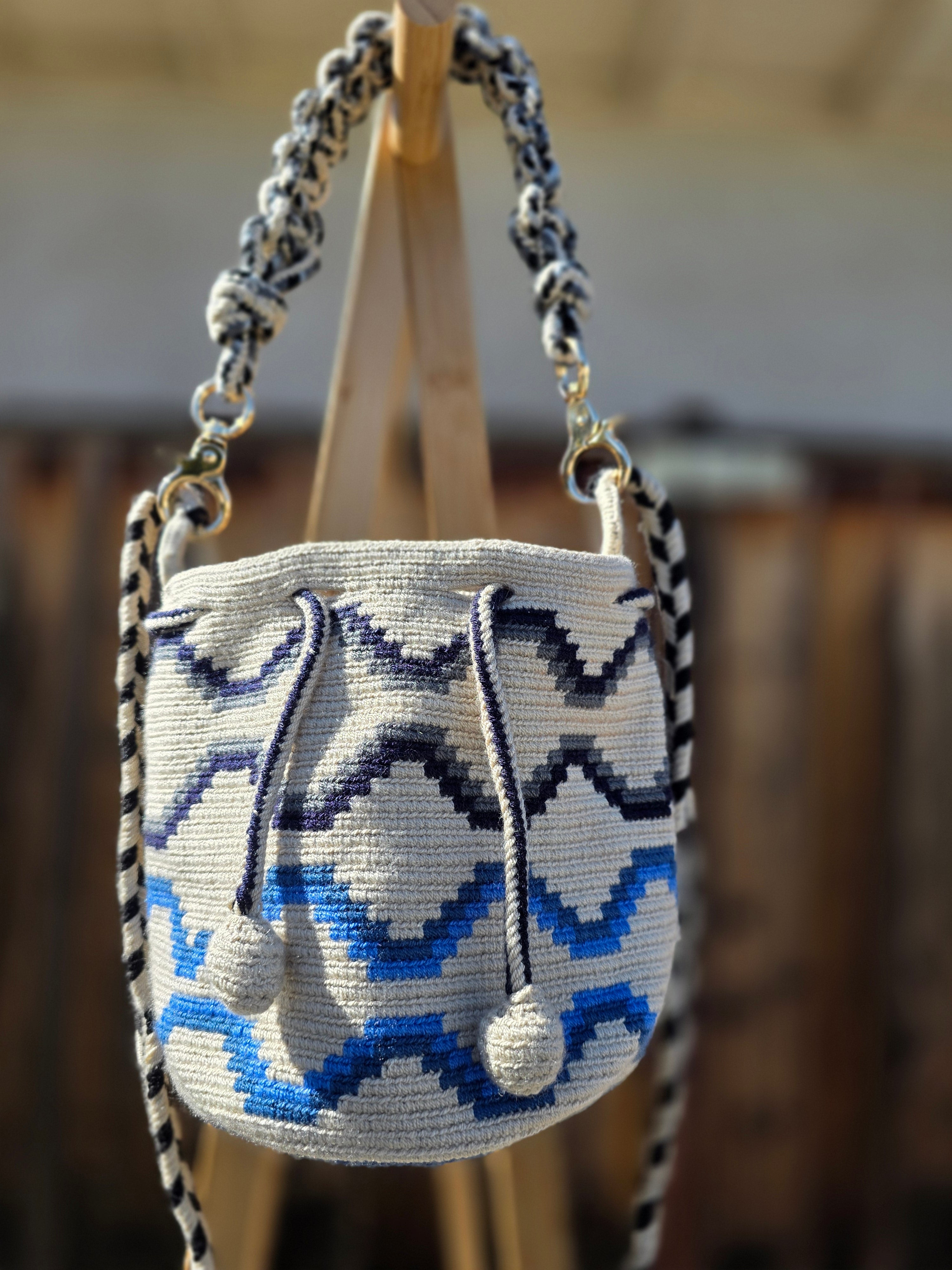 Small Double-strap Two-Thread Mochilas