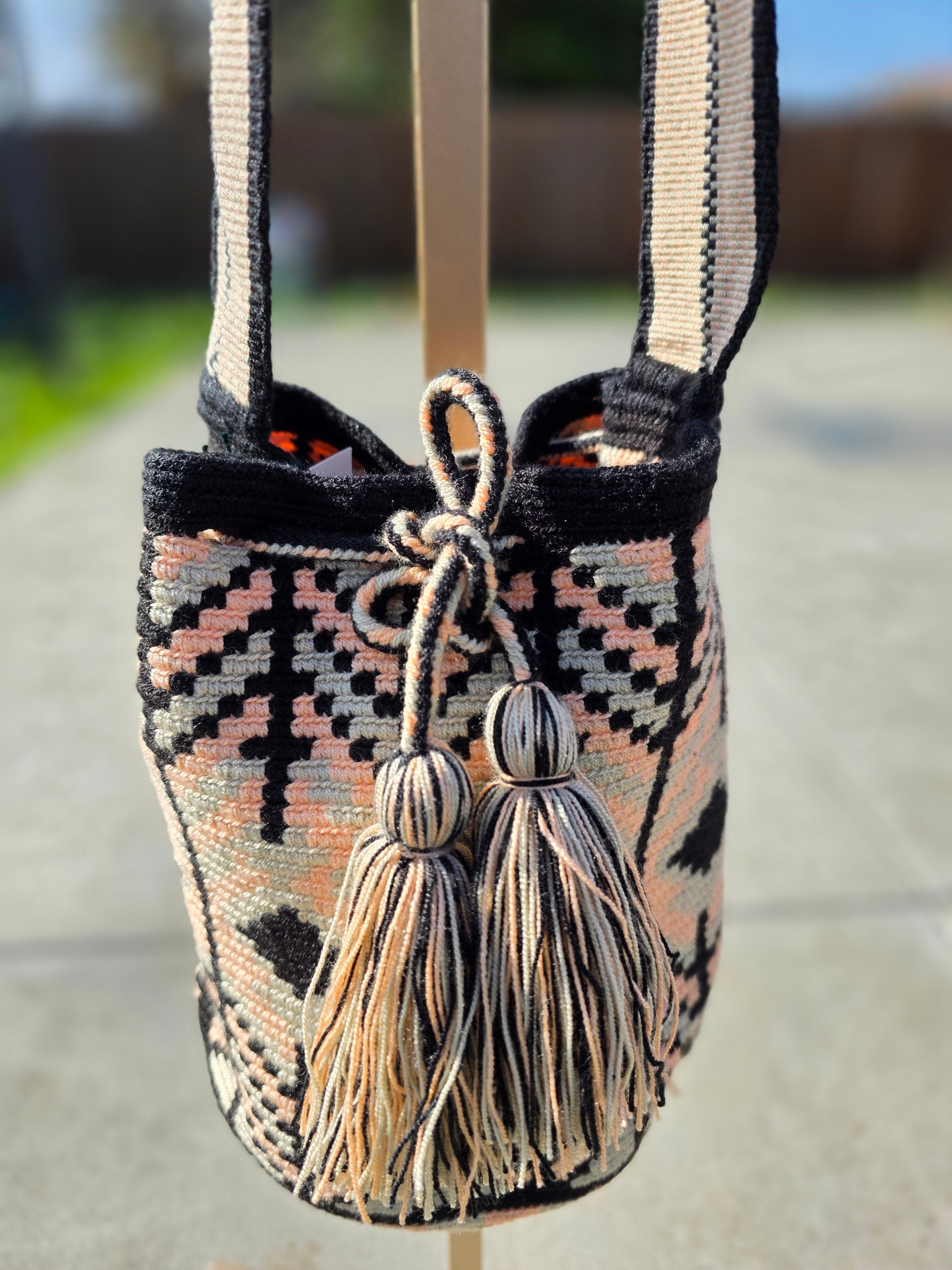 Midnight Blush Two-Thread Medium Mochila