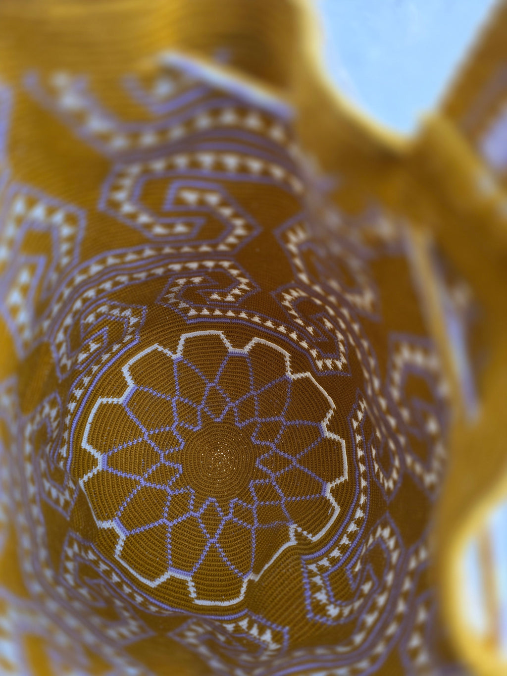 Golden Circuit Mochila — Large (One-Thread)