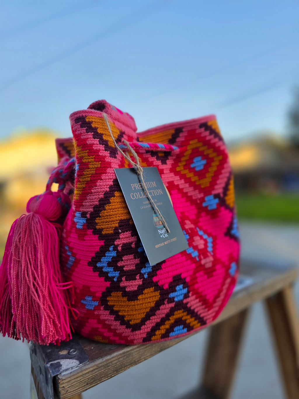 Pulse Bloom

Medium One-Thread Mochila