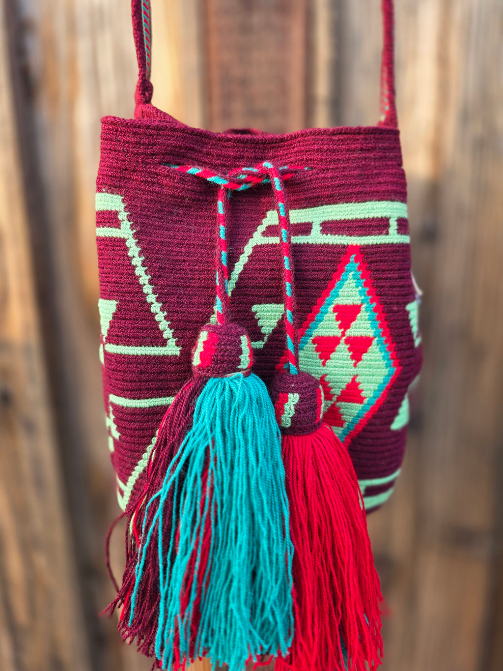 Glyph
Medium | One-Thread Mochila