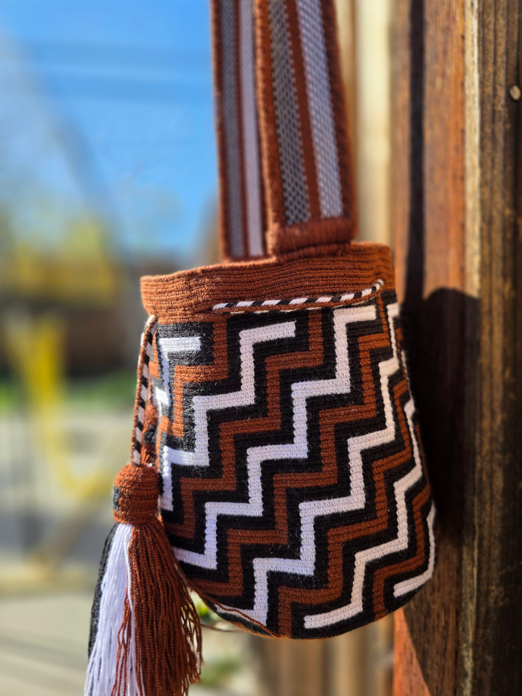 Crossmark
Small One-Thread Mochila