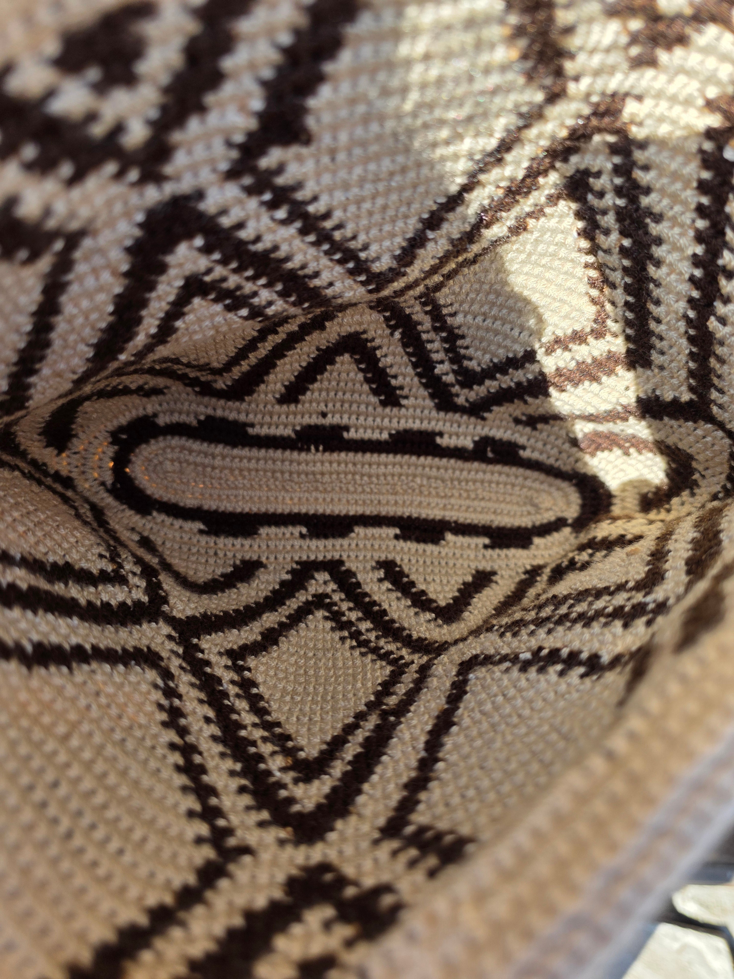 Soft Axis
Two-Thread Wayuu Mochila — Small