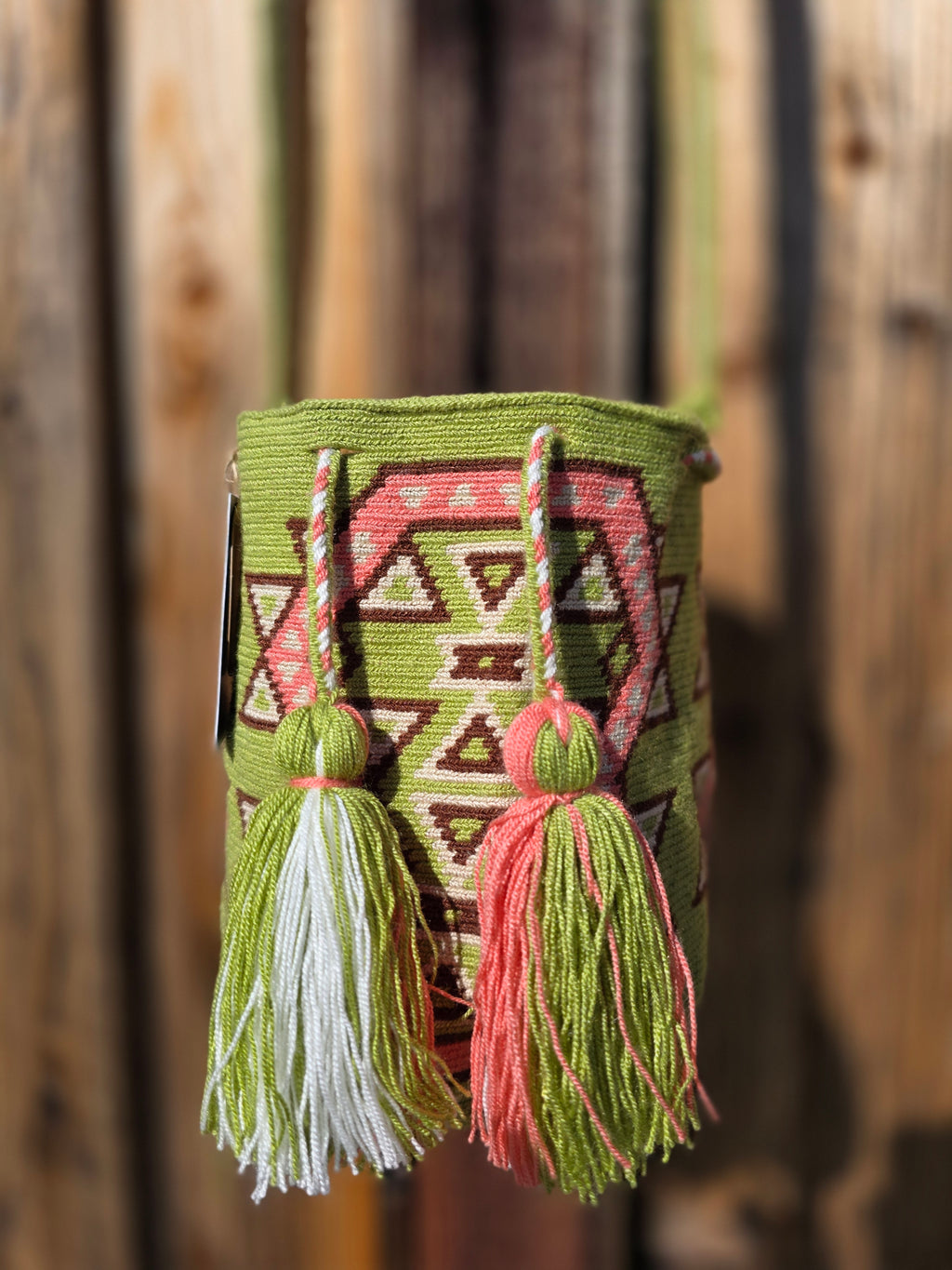 Cactus Bloom
Medium One-Thread Mochila